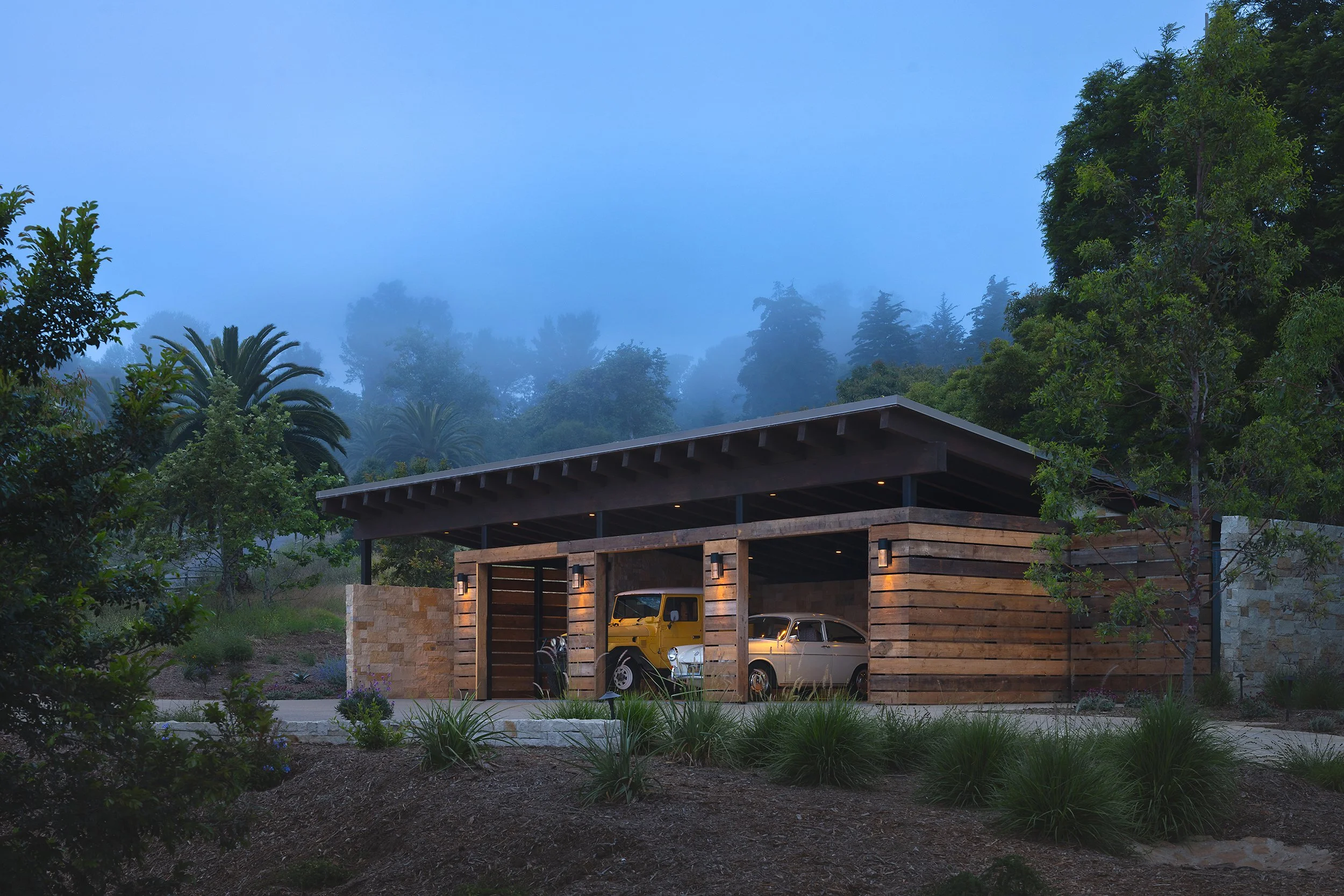 mwier_salt_asegra_garagedusk1_v2_webres.jpg