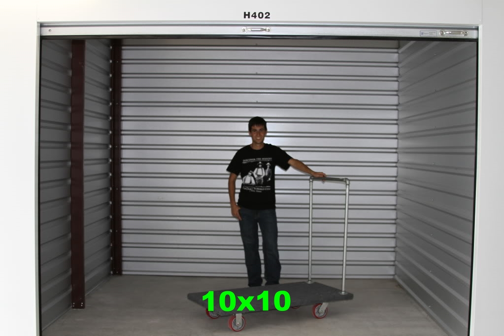 About 100 square feet. Contents of a one bedroom apartment or office space.