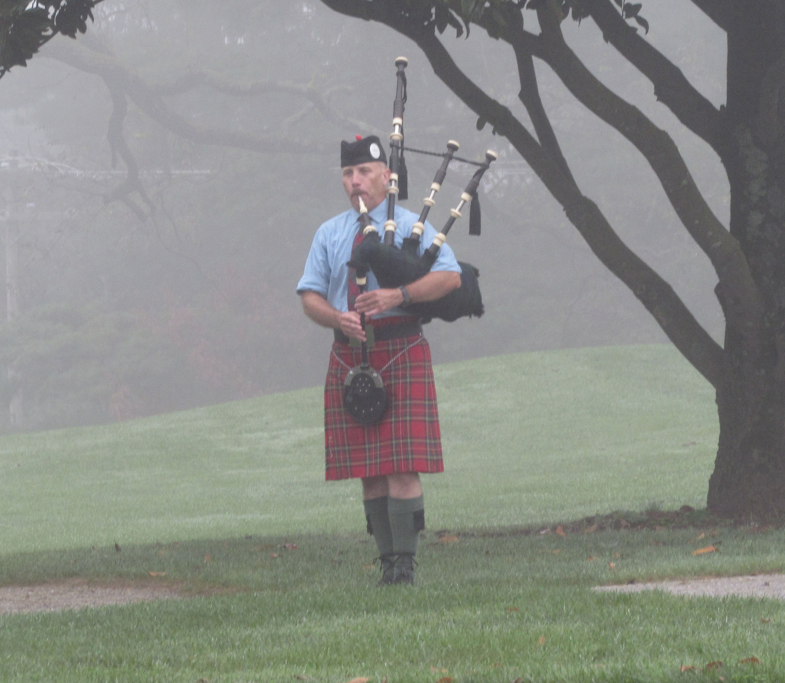 Bagpiper.jpg