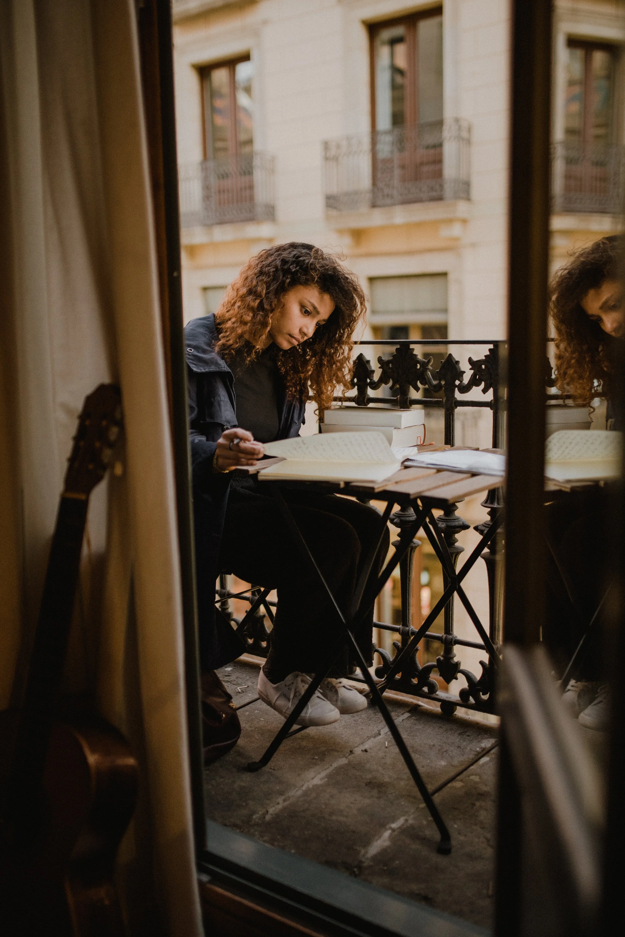 Write here…