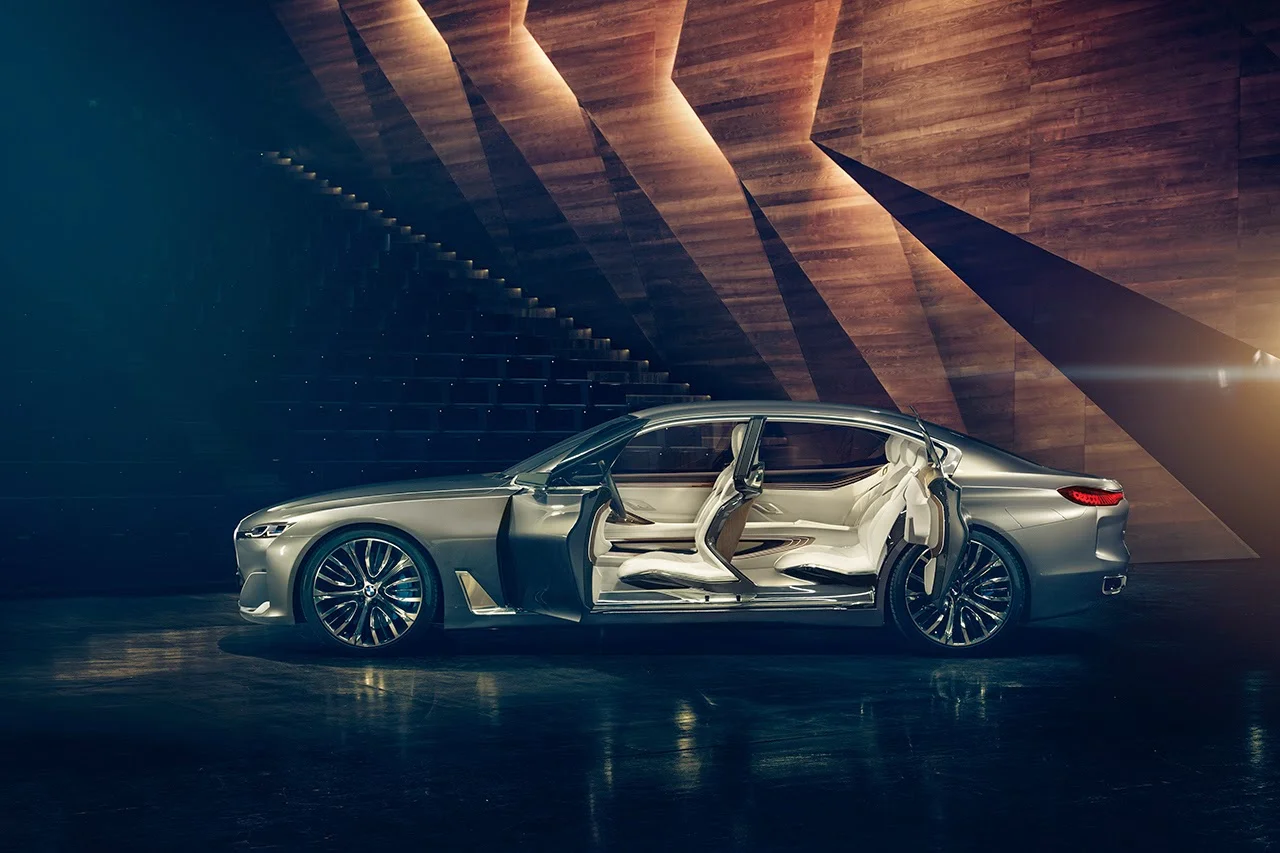 bmw-vision-future-luxury-concept-5.jpg