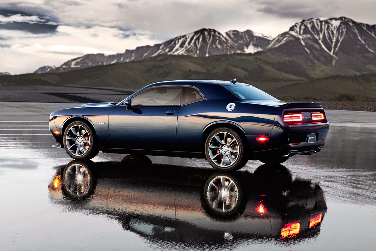 dodge-unveils-2015-challenger-srt-hellcat-2.jpg