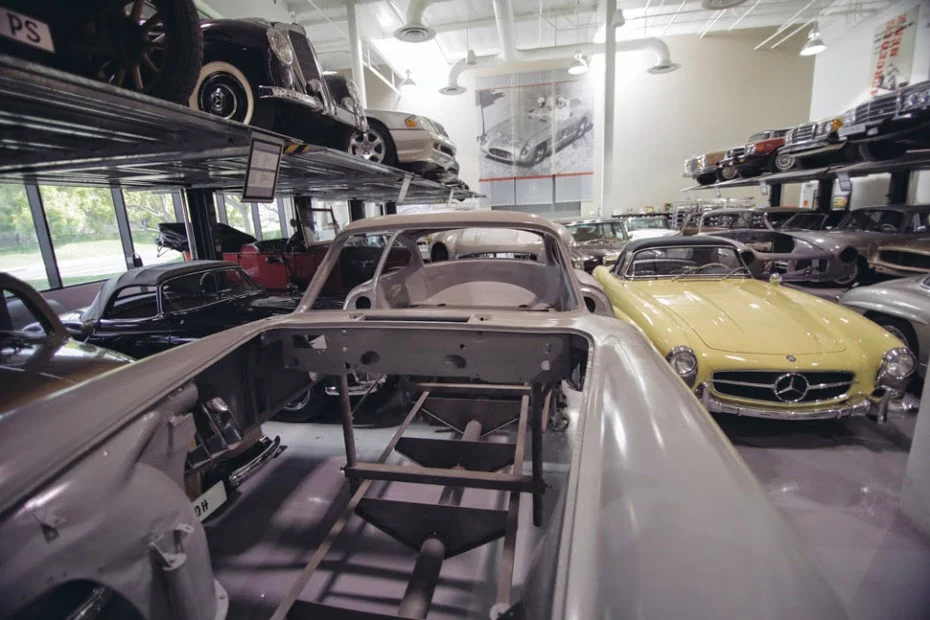 gear-patrol-explores-the-mercedes-benz-classics-center-4.jpg