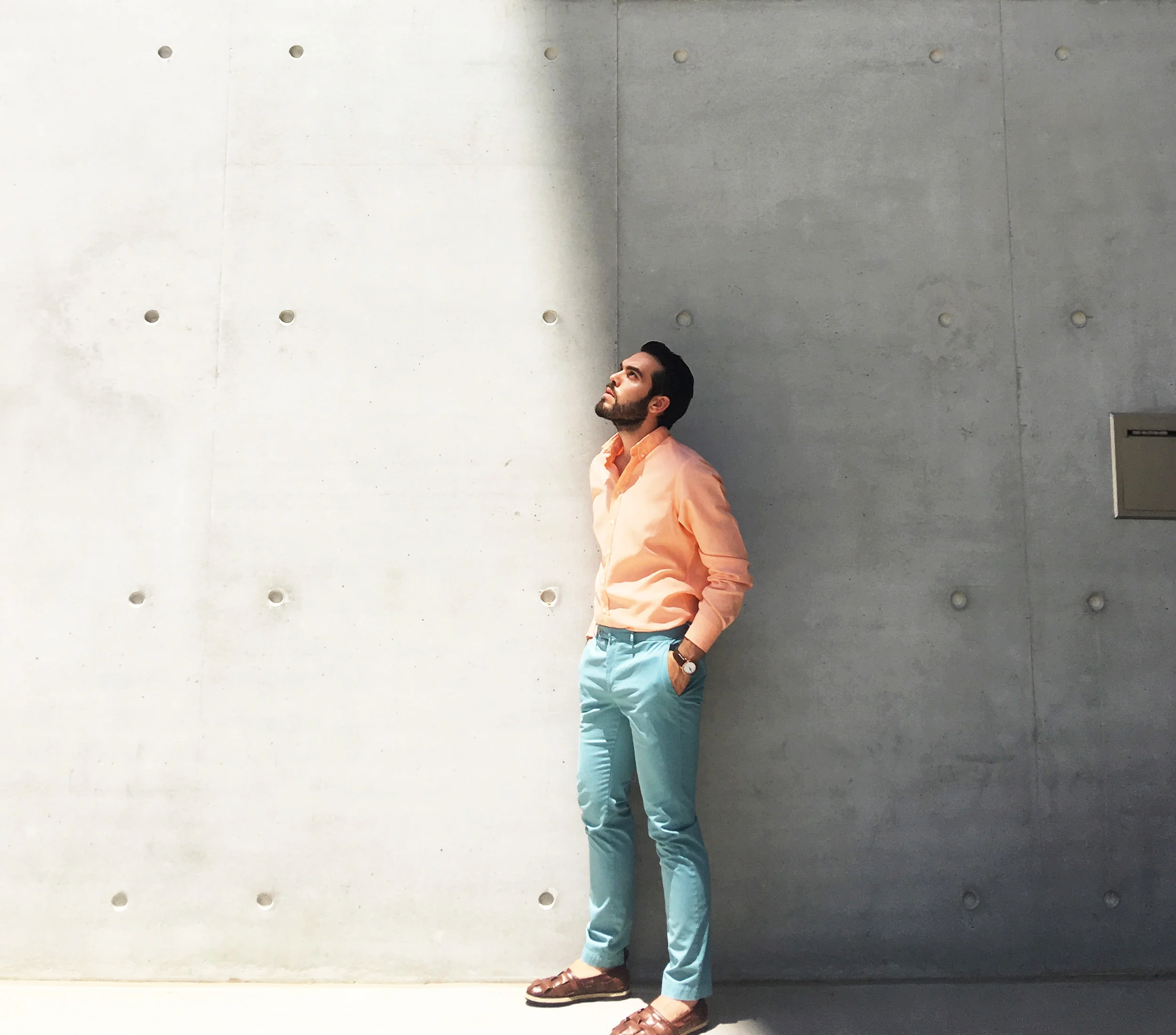 Total outfit: Hackett London / Shoes: Santoni/ Watch: Corniche