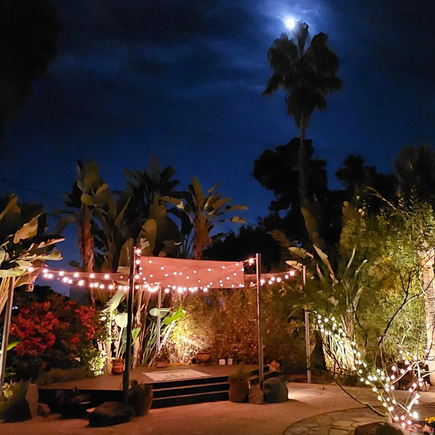 Hi San Diego Friends !
@frankleedrennen and I are exited to be playing this fabulous House Concert in San Diego .
We&rsquo;d love to have you join us . @johnkatchur is opening the show!
Ticket Link in Bio . ❤️🎵🙏Cindy

Sunday, October 26, 2025 at 6P