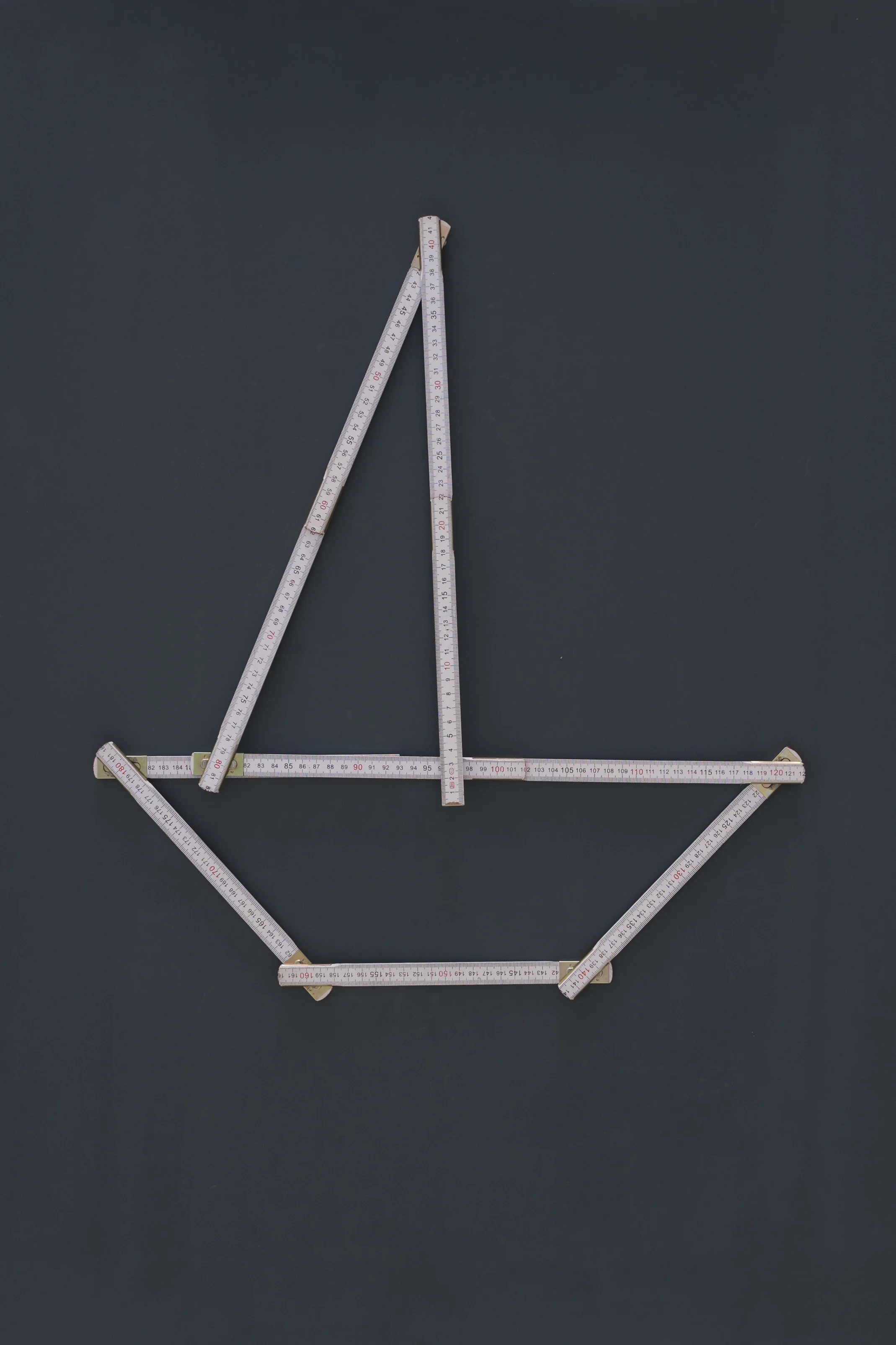 Two meters , 2019 Print on paper 29,7 x 42 cm