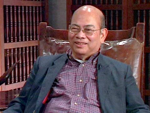 Rescuing the Philippines Bernardo Villegas , Philippines Chairman of Center for Research and Communication; adviser to recent presidents