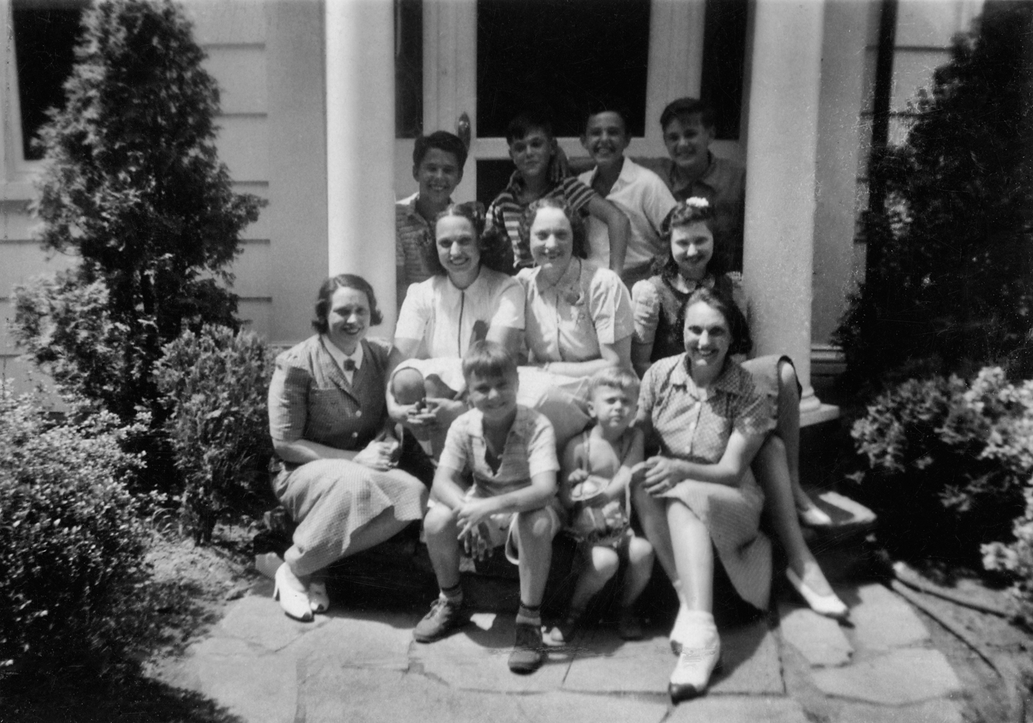 The Gottlieb Girls and Family in Baltimore