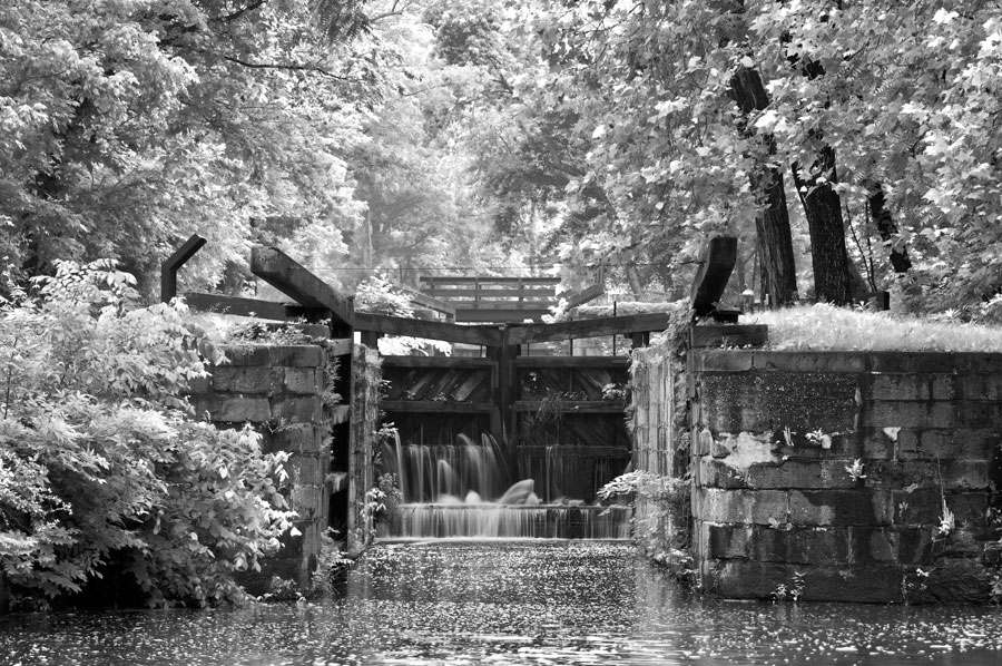 Lock 19 in Summer, American Landscapes 2009