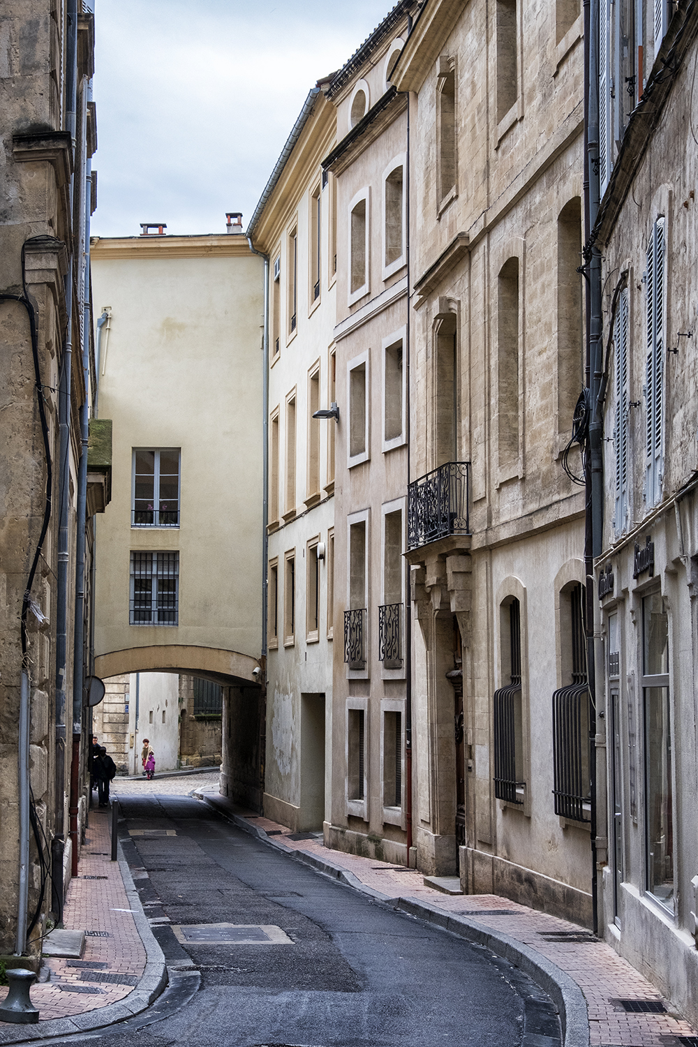 Avignon, October Morning