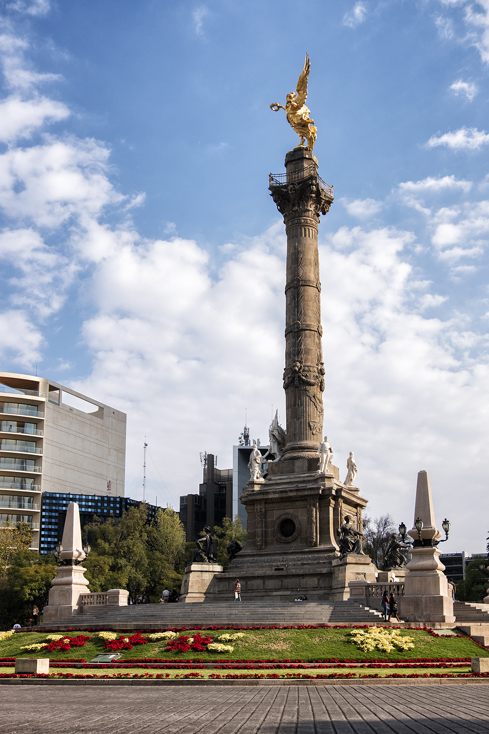 El Angel de la Independencia, Mexico City