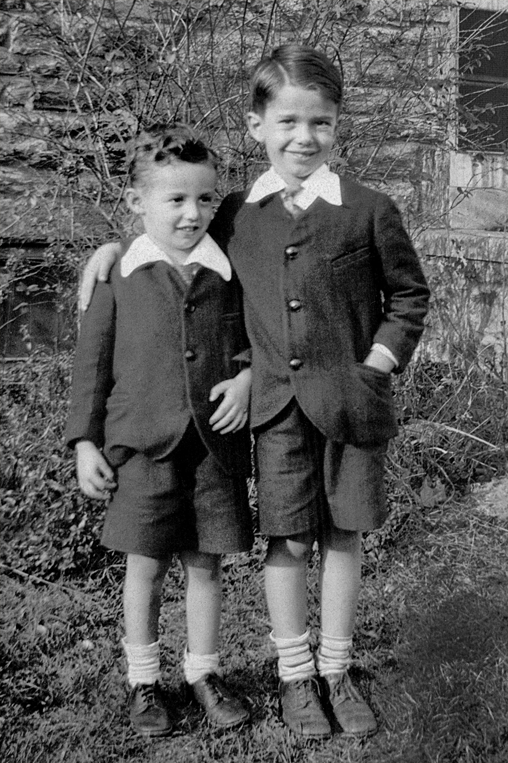 Richard and Buddy, 1932