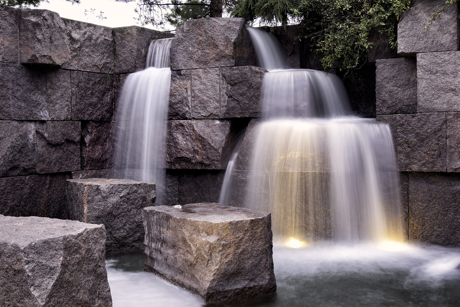 Roosevelt Memorial, April Morning