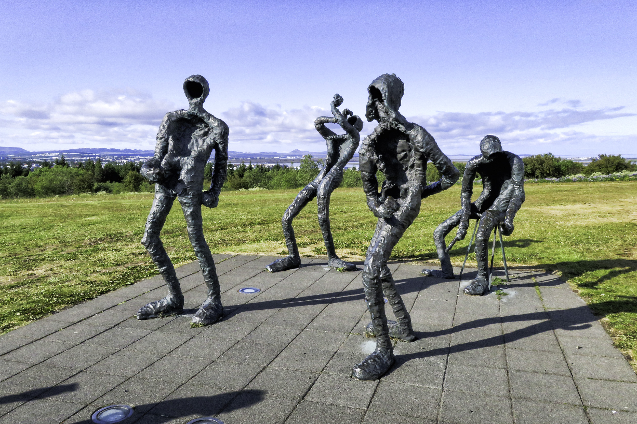 Dansleikur (Dance) sculptures outside the Perlan