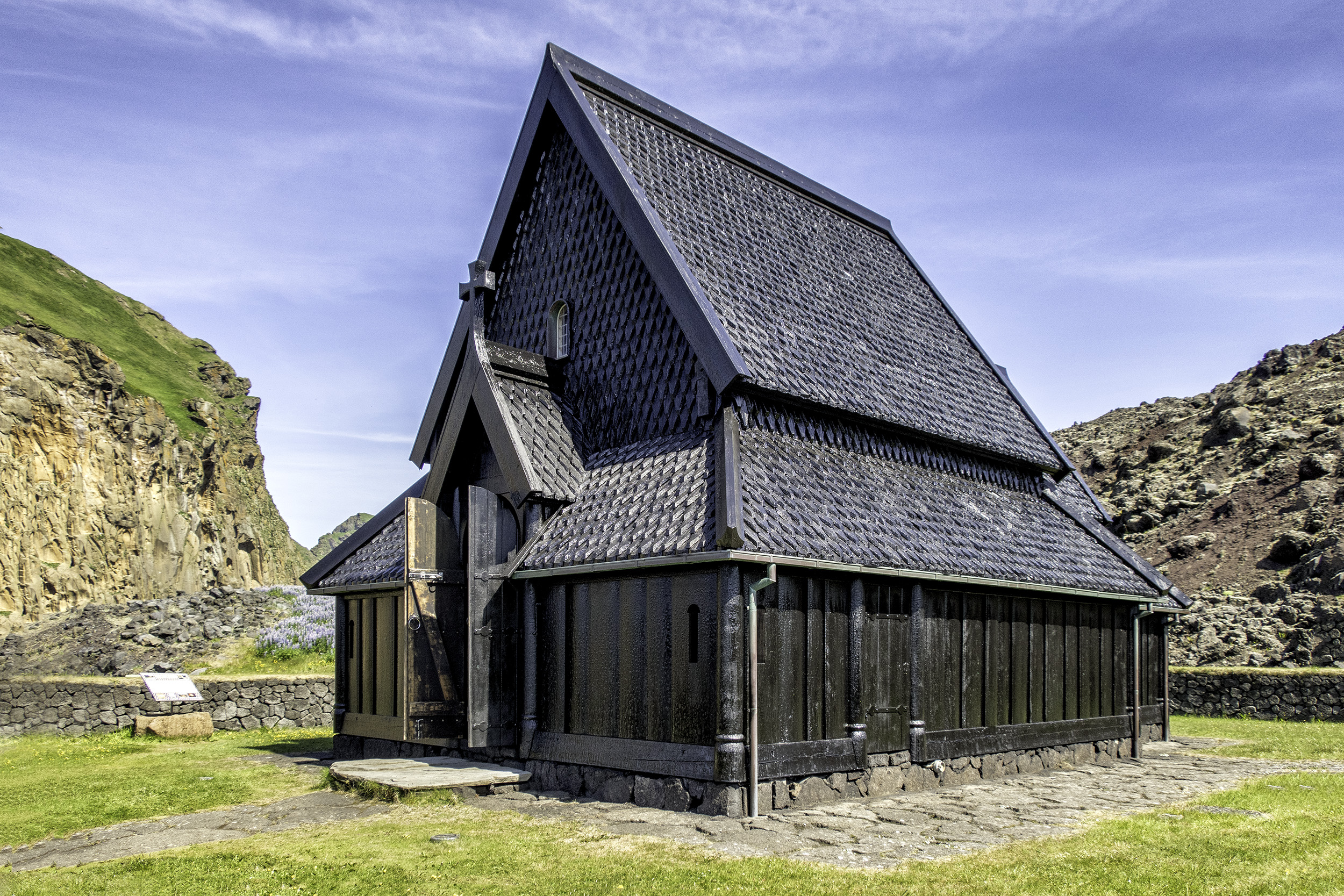 Stafkirkjan Church, Heimaey