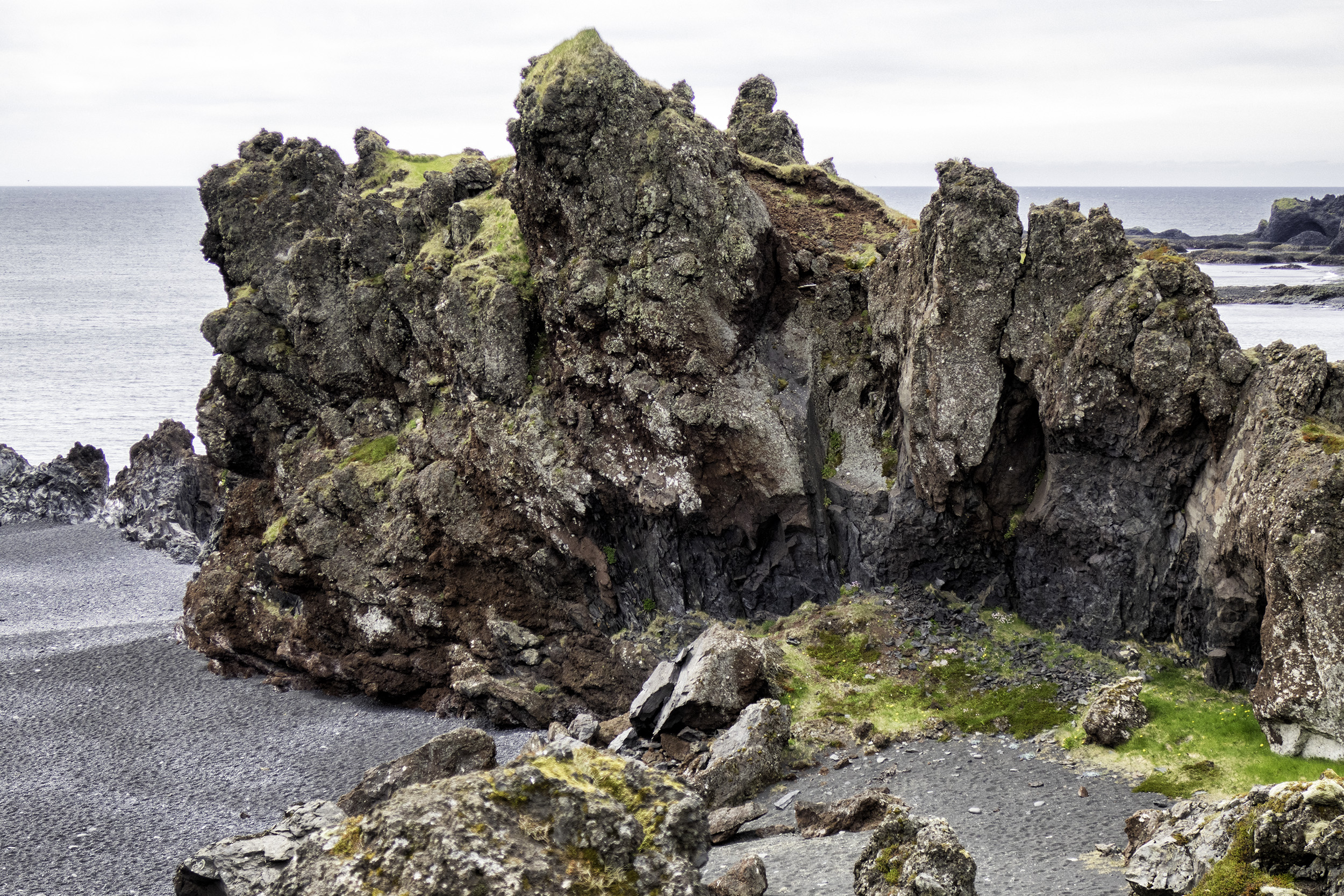 Volcanic Formations at Dritvik Djúpalónssandur