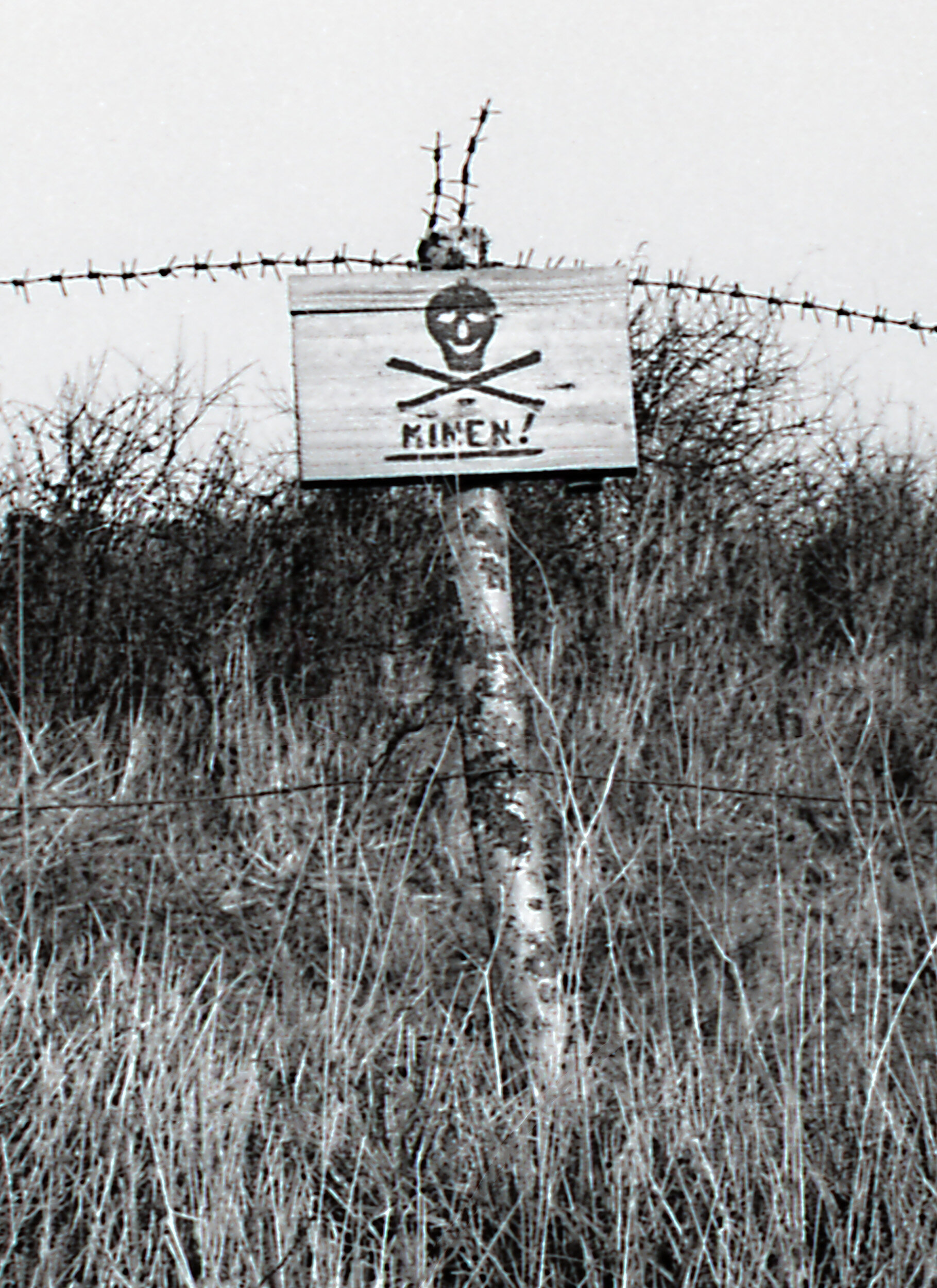 German minefield warning sign