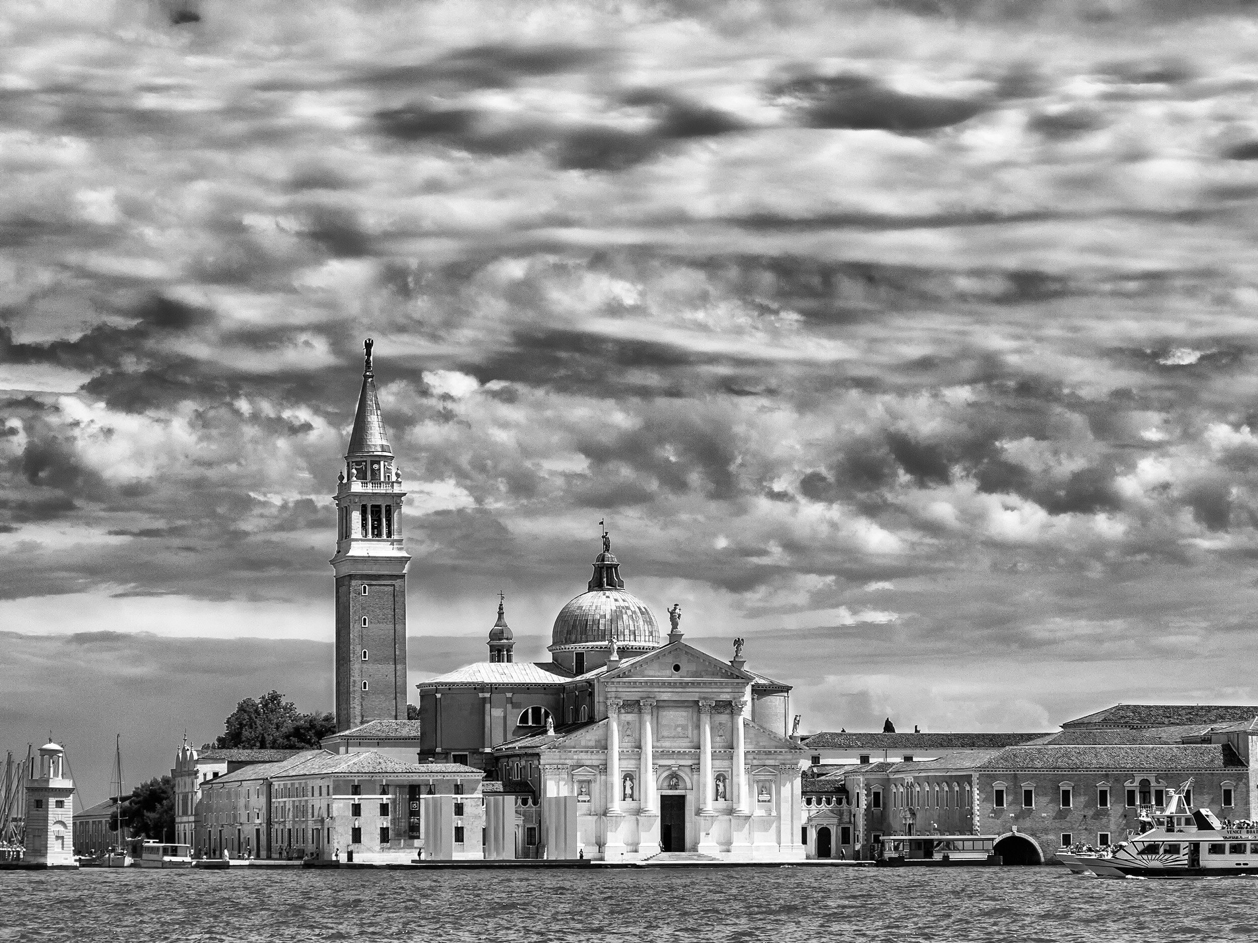 140805 Venice 004-1 bw.jpg