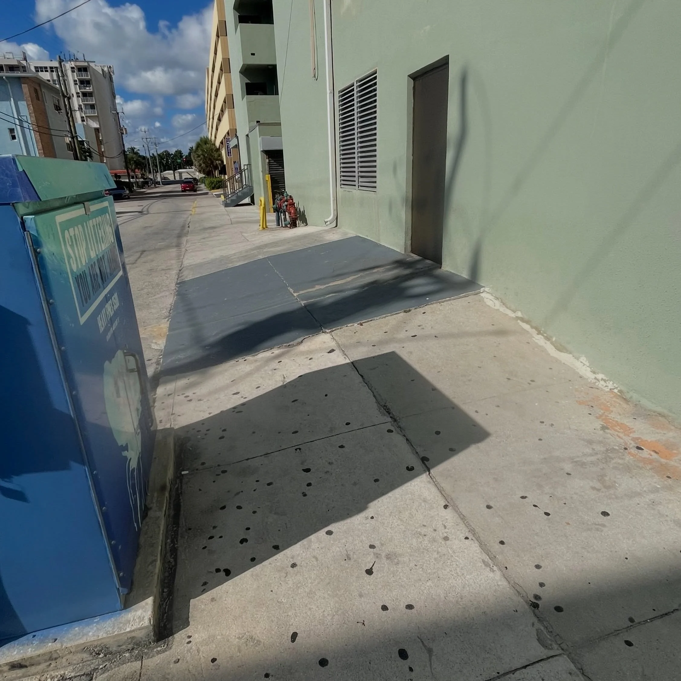 1,560) Almost a bump!? Sue me. Hollywood FL #HollywoodFL #Florida #JoesSkateSpots