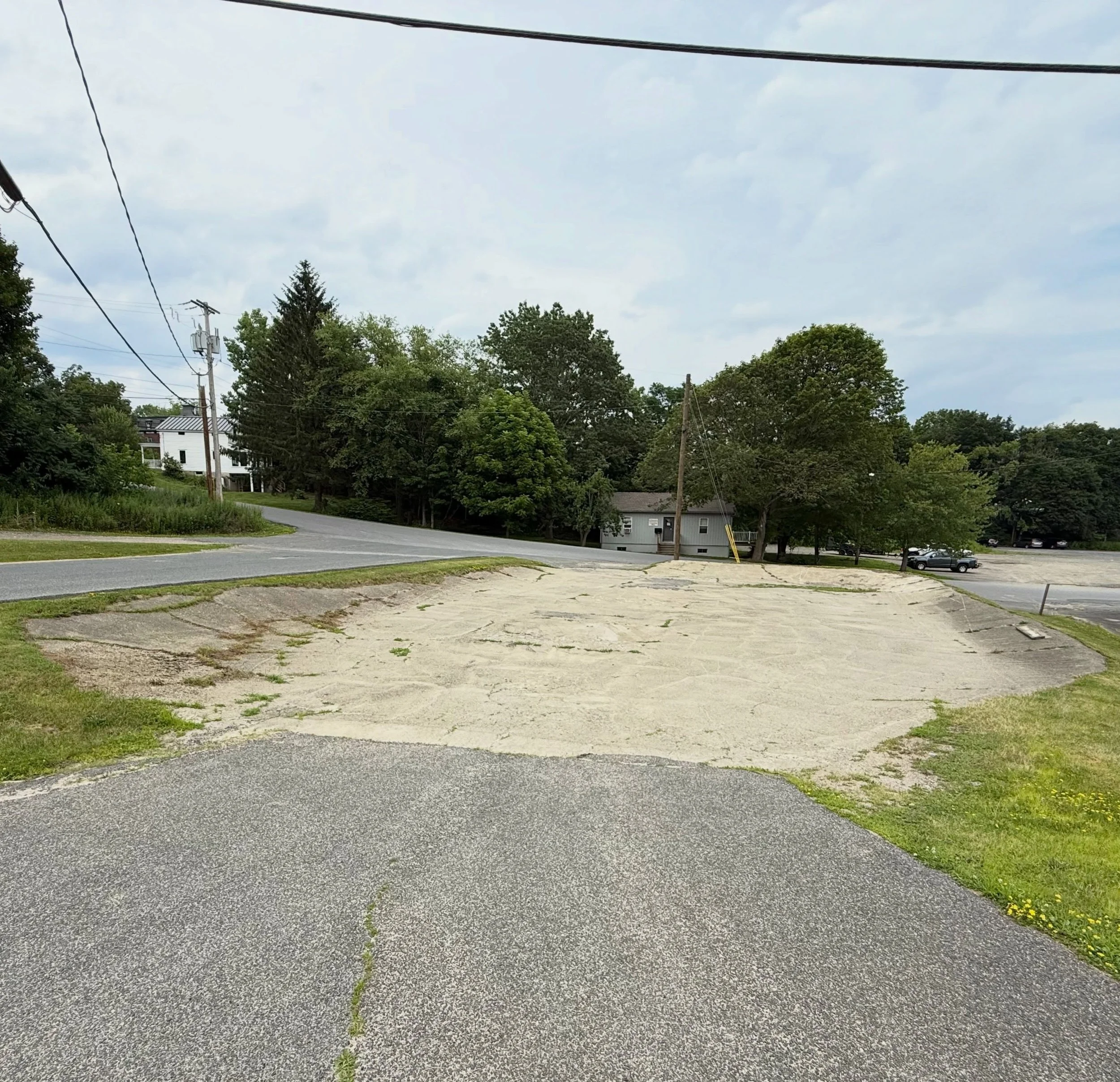 1,584) Debatable mellow ditch. Hillsdale NY #Hillsdale #NewYork #JoesSkateSpots