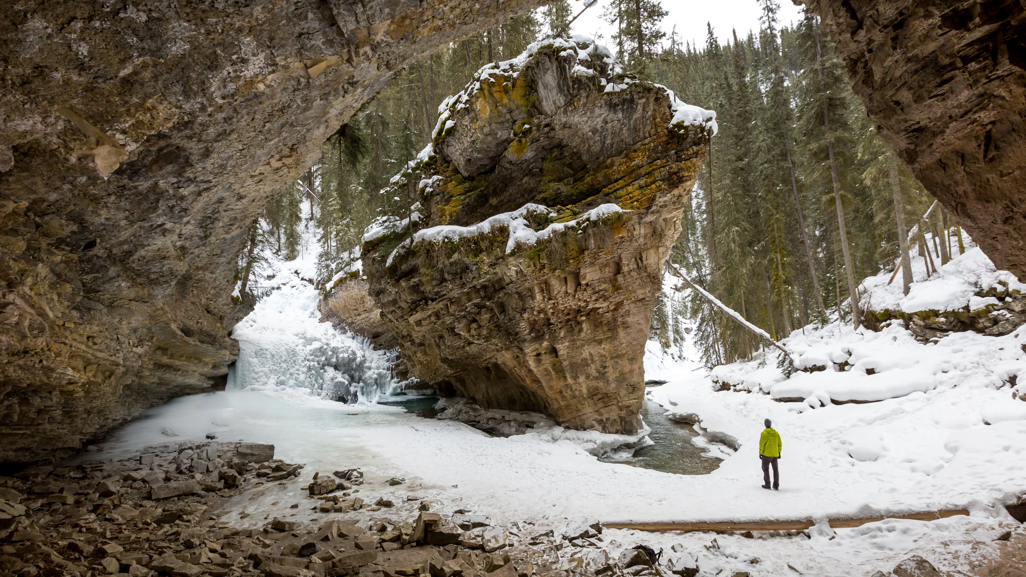 Gregg Jaden Johnston Canyon Professional Photos