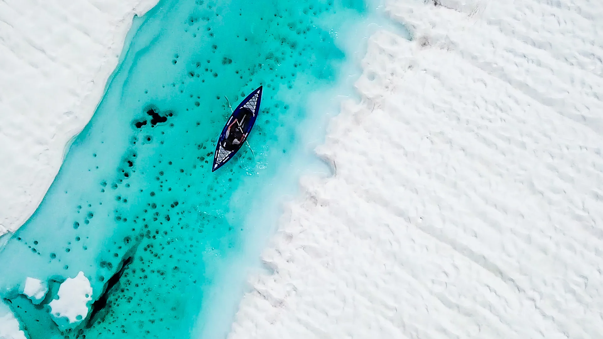 Glacier Kayak Travel Photographer