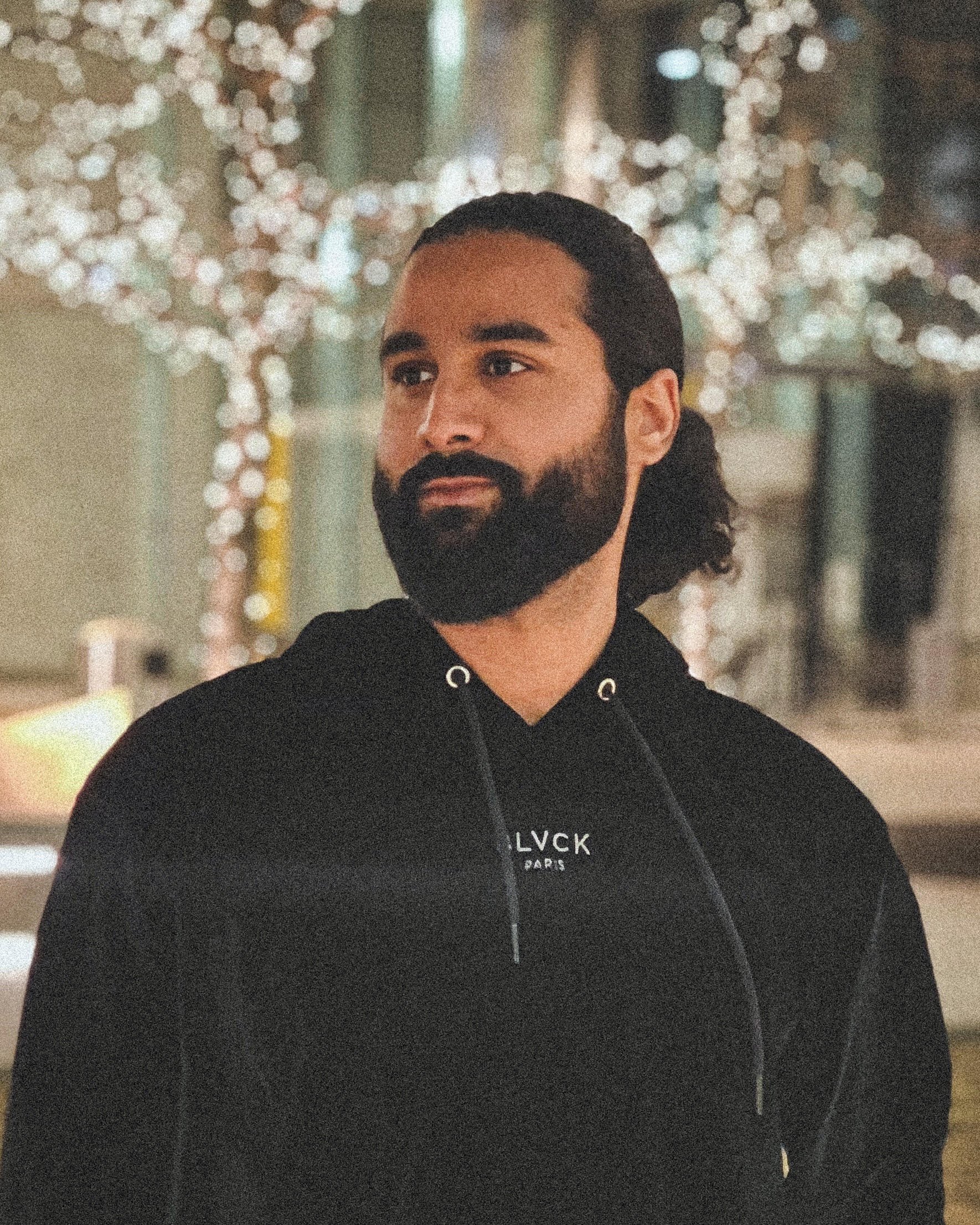 Fakhir Sheikh - Content Creator 