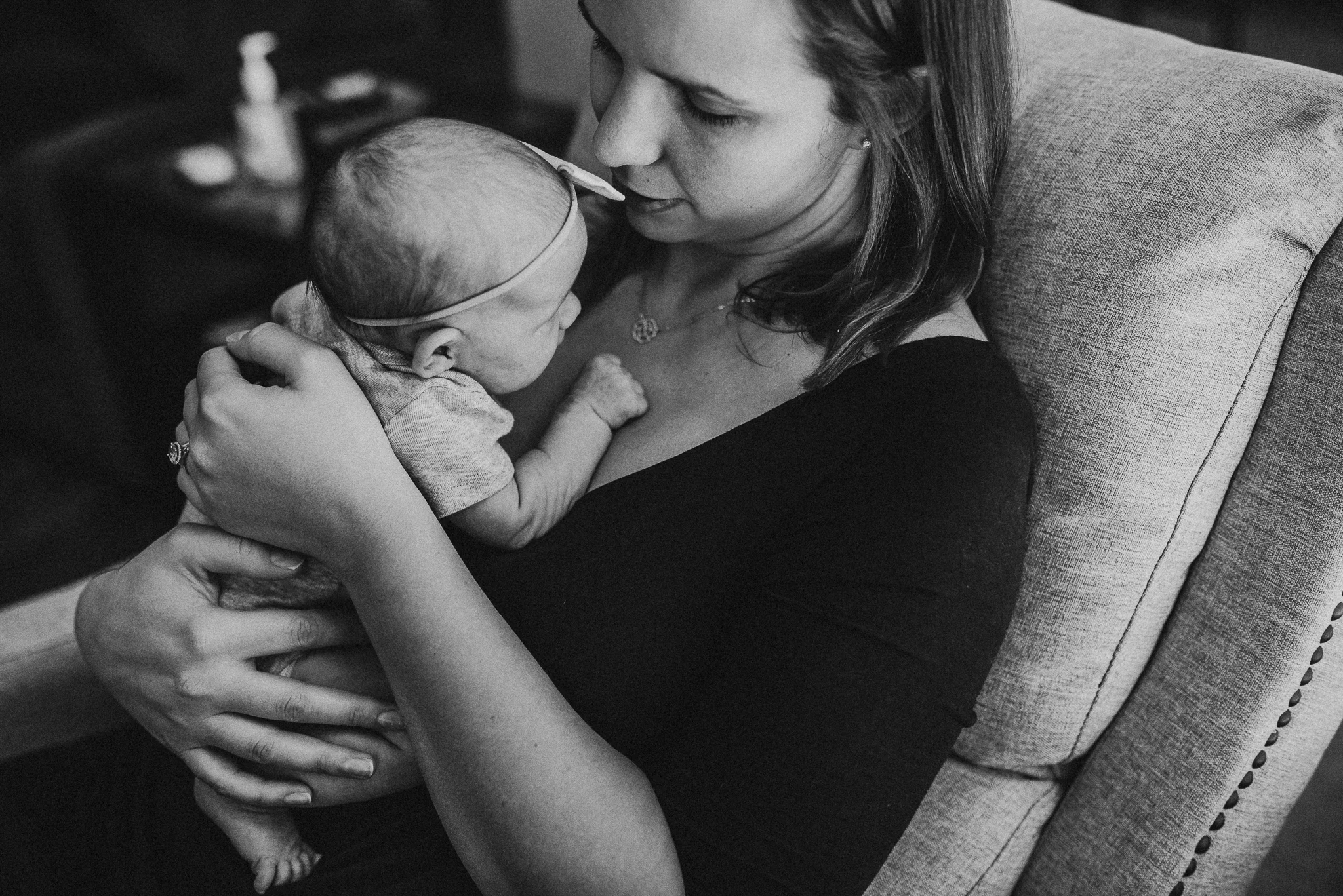 austin-lifestyle-newborn-photographer-7953.jpg