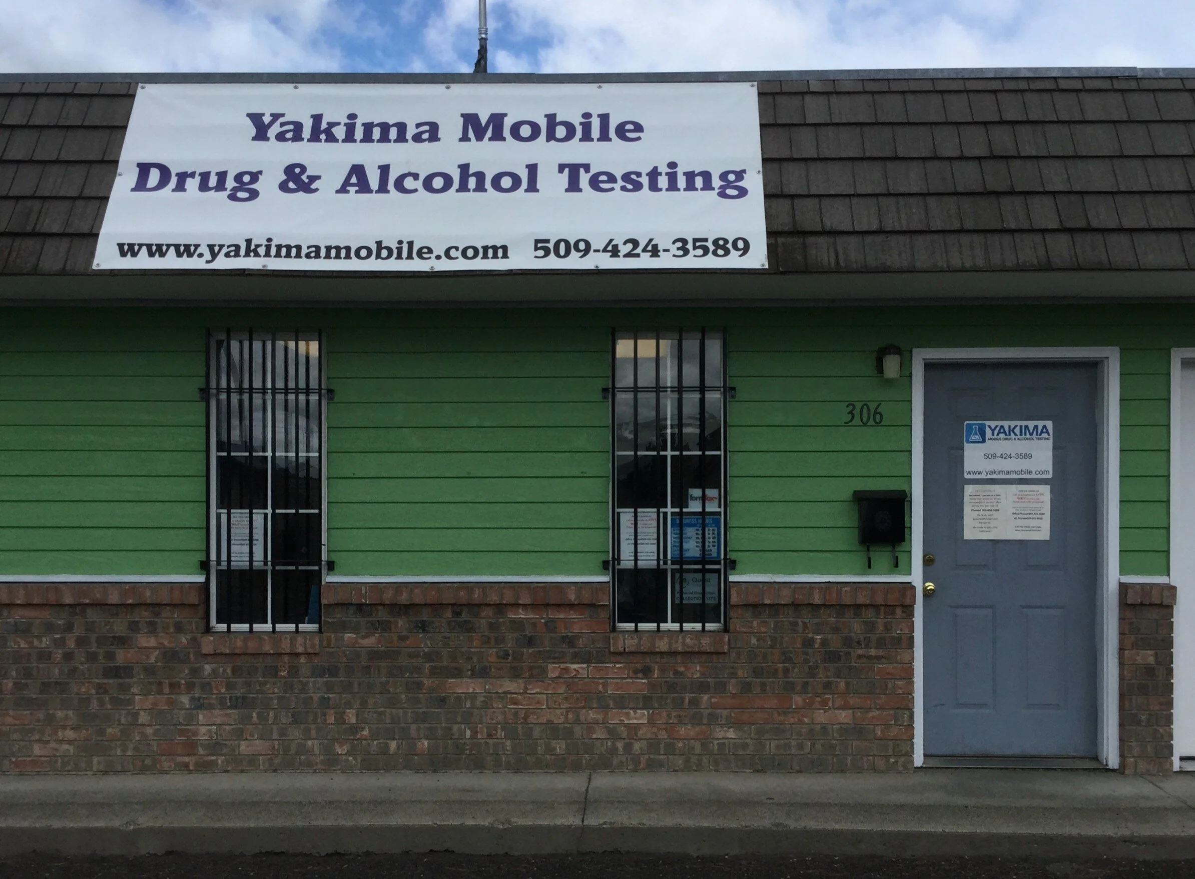 306 office pic 2.jpeg