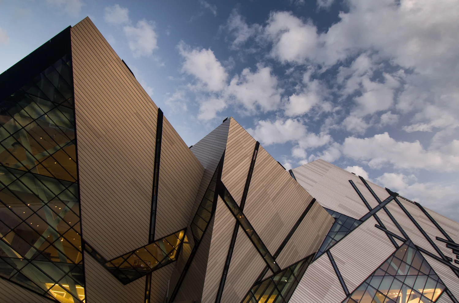 Rom Toronto Canada