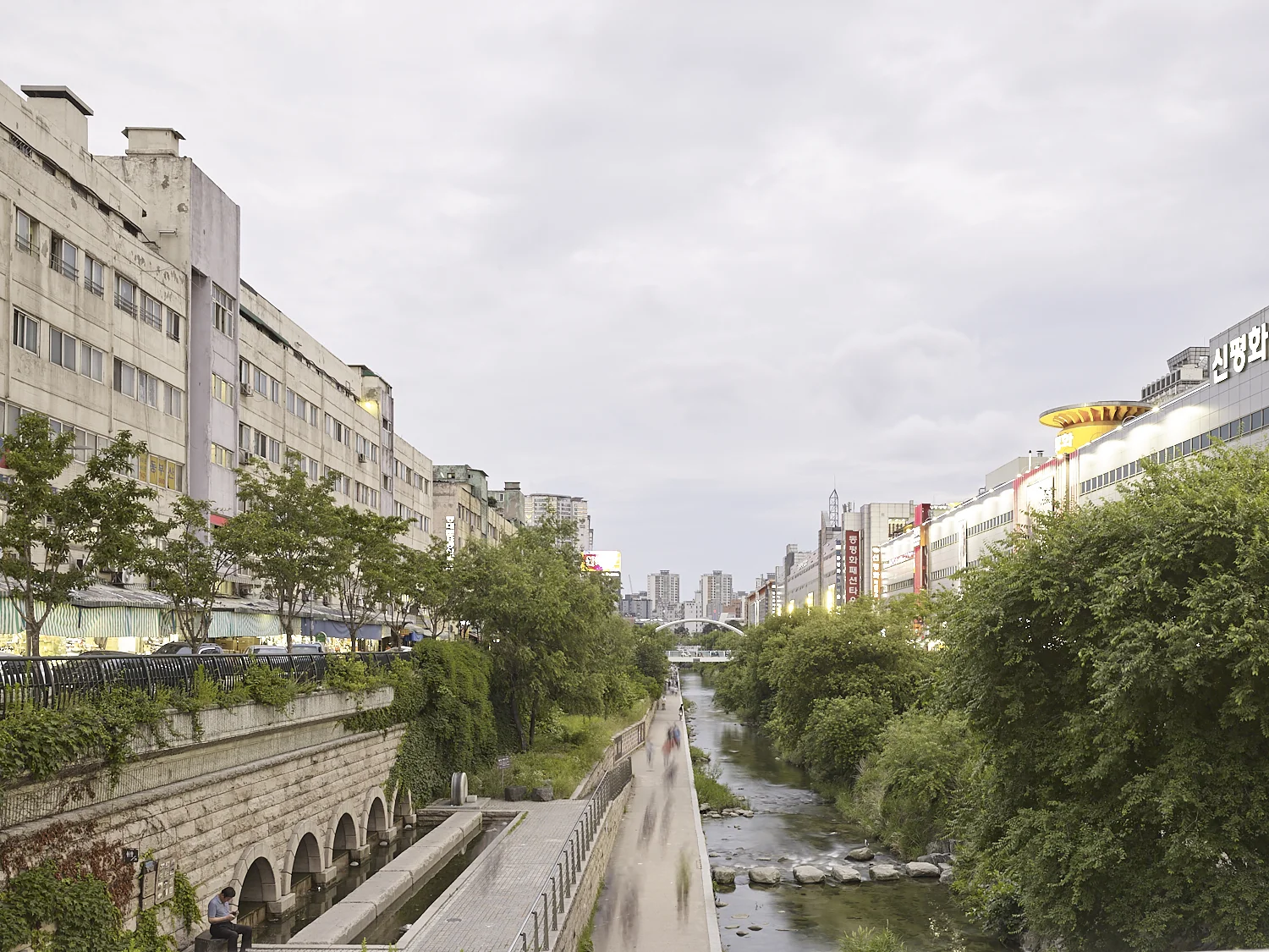 Cheonggyecheon Stream, Seoul, South Korea, 2016