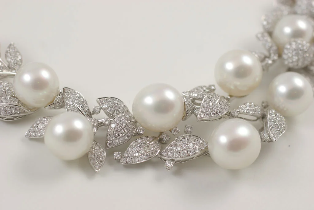 Diamond and Pearl necklace 4.jpg