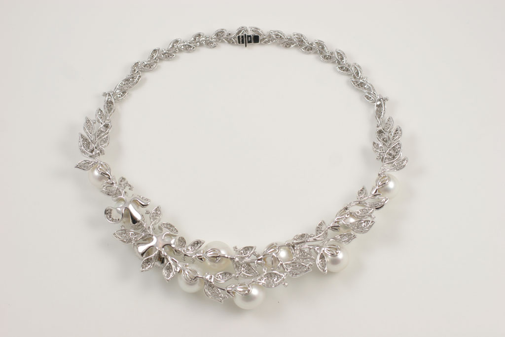 Diamond and Pearl necklace 8 rear.jpg