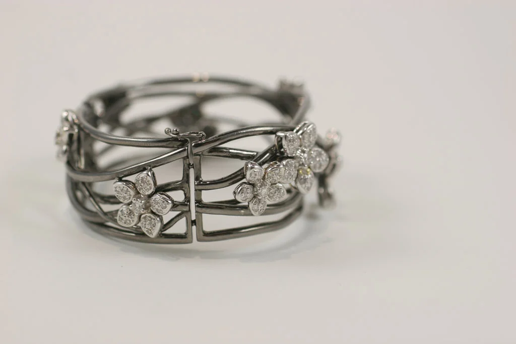 18 K Black Gold Bangle with Diamond Flower Motif 6.jpg