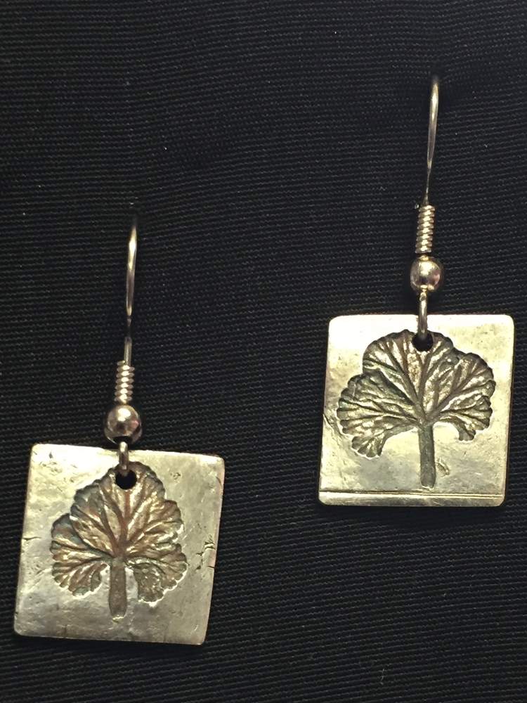 square+tree+earrings.JPG