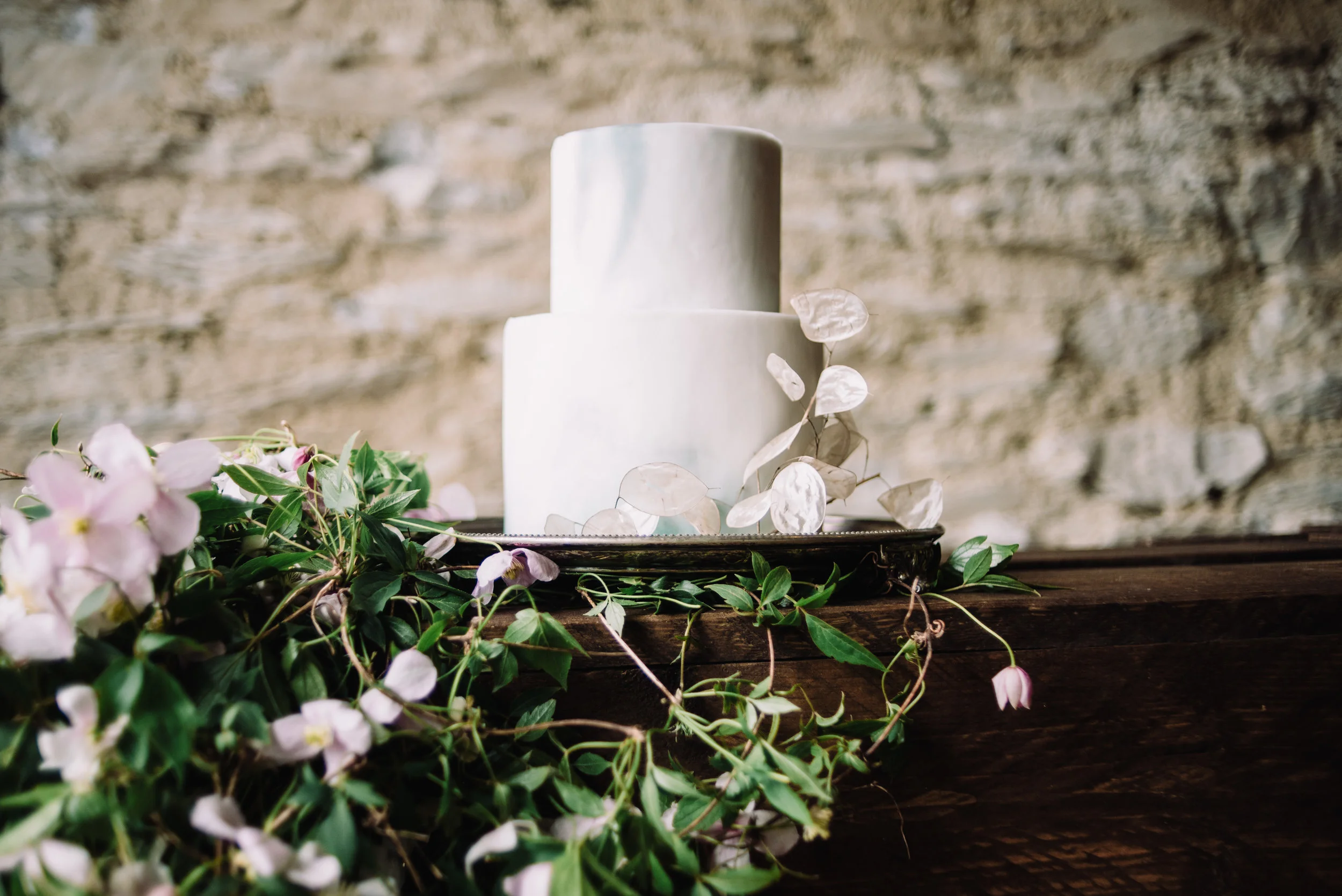 WildCoastalElopementstyledbridalshoot-WorkshopNewBartonBarnsDevonLibertyPearlPhotography-420.jpg