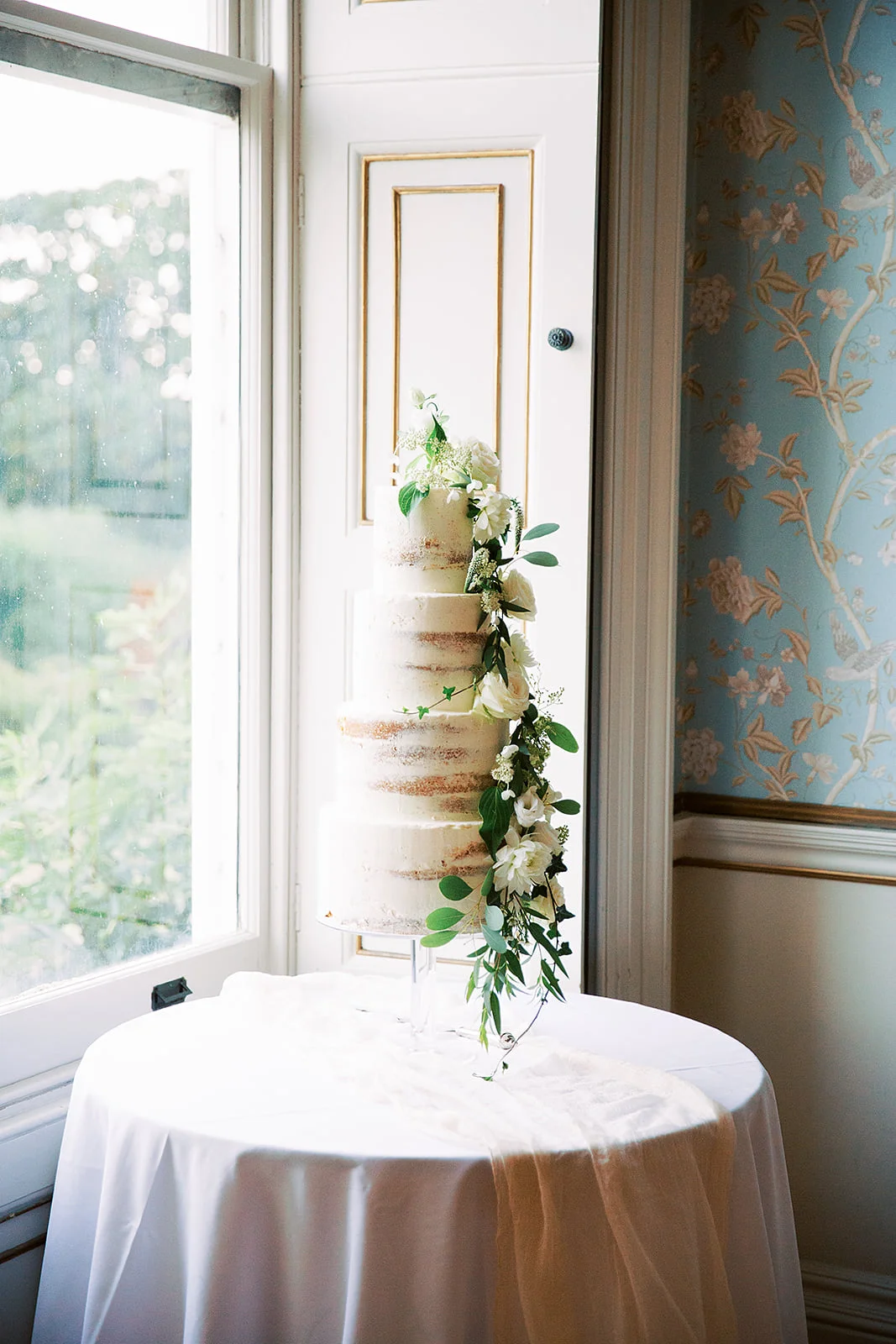 Sophie_and_Chris-Exeter_England_Wedding-Andrew_and_Ada_Photography-1290.jpg