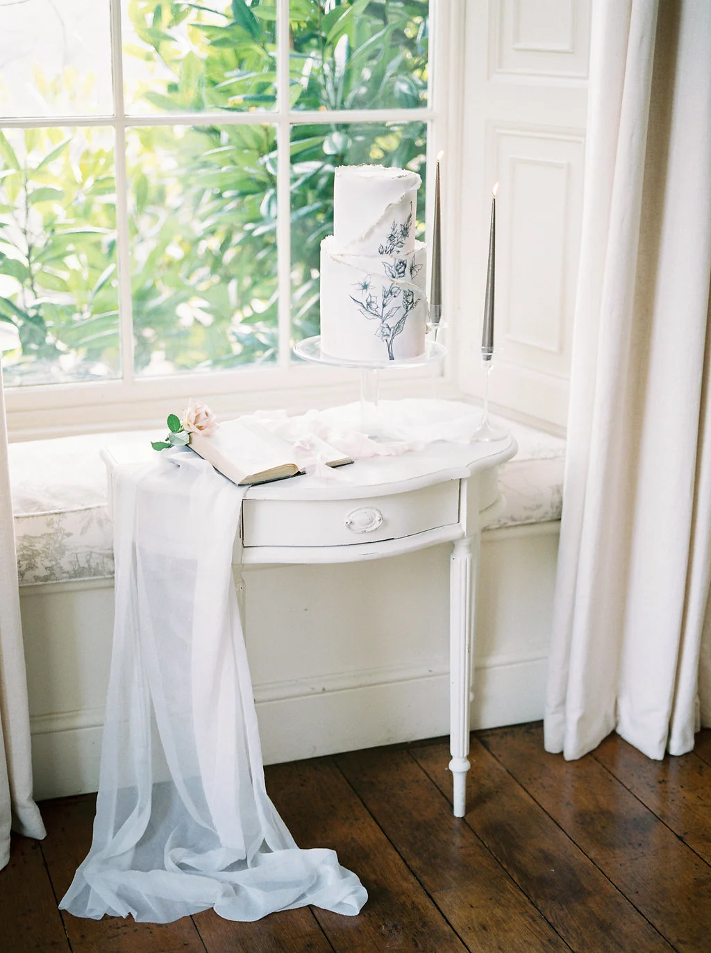 PynesHouseWeddingImogenXiana-190.jpg
