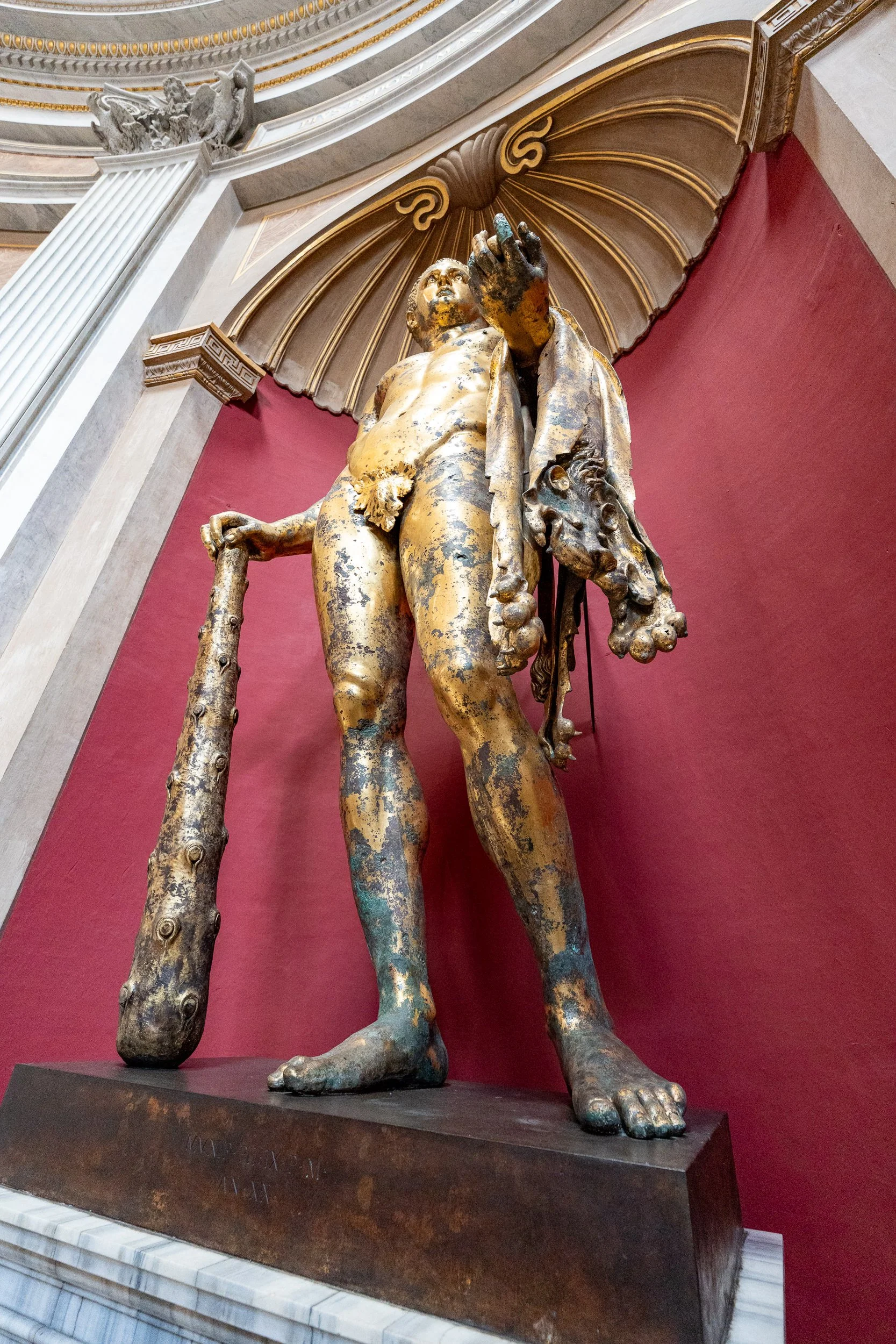 7C207140.jpg