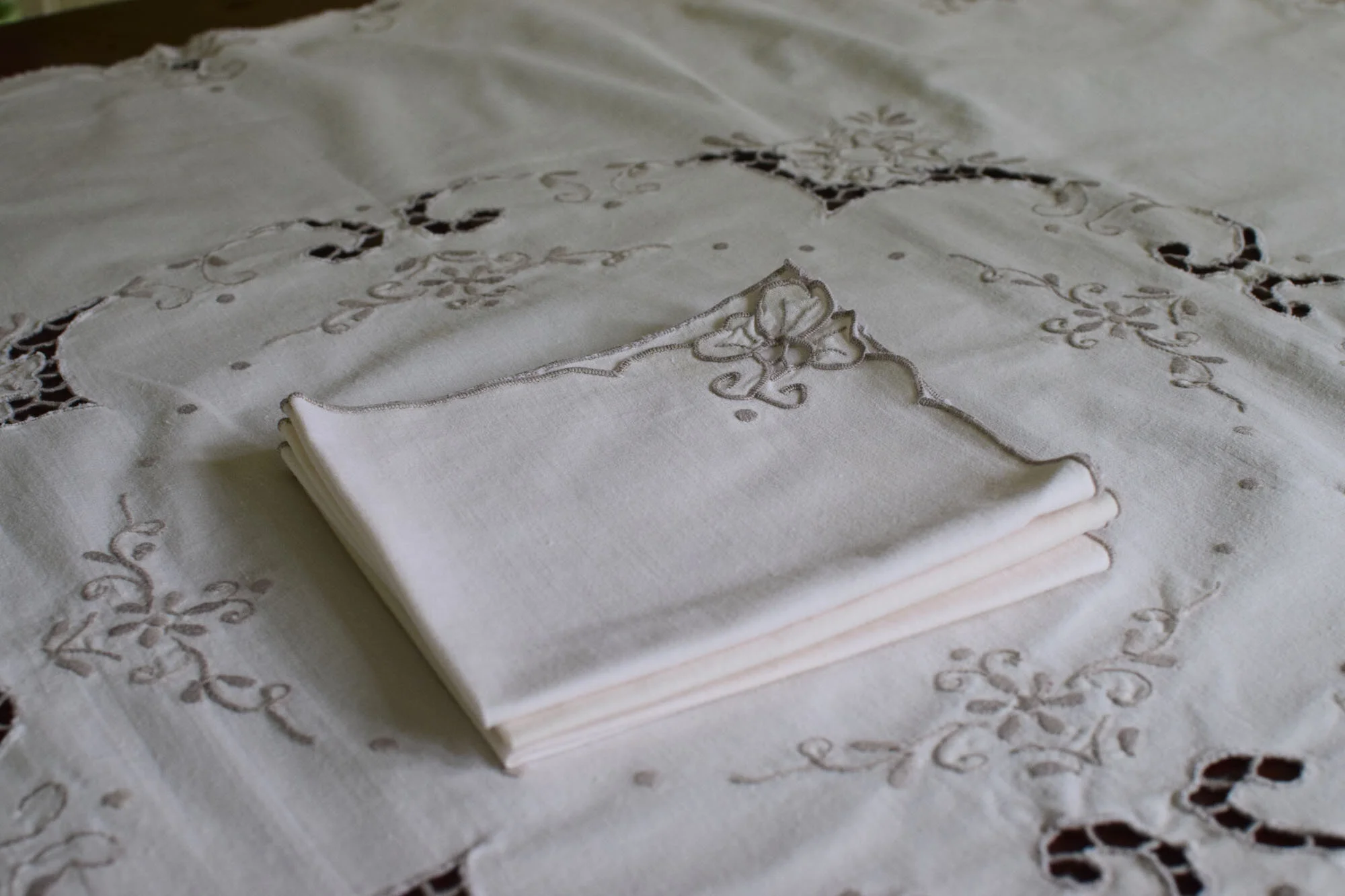 Vintage Cutwork Tablecloth and Set of Luncheon Napkins