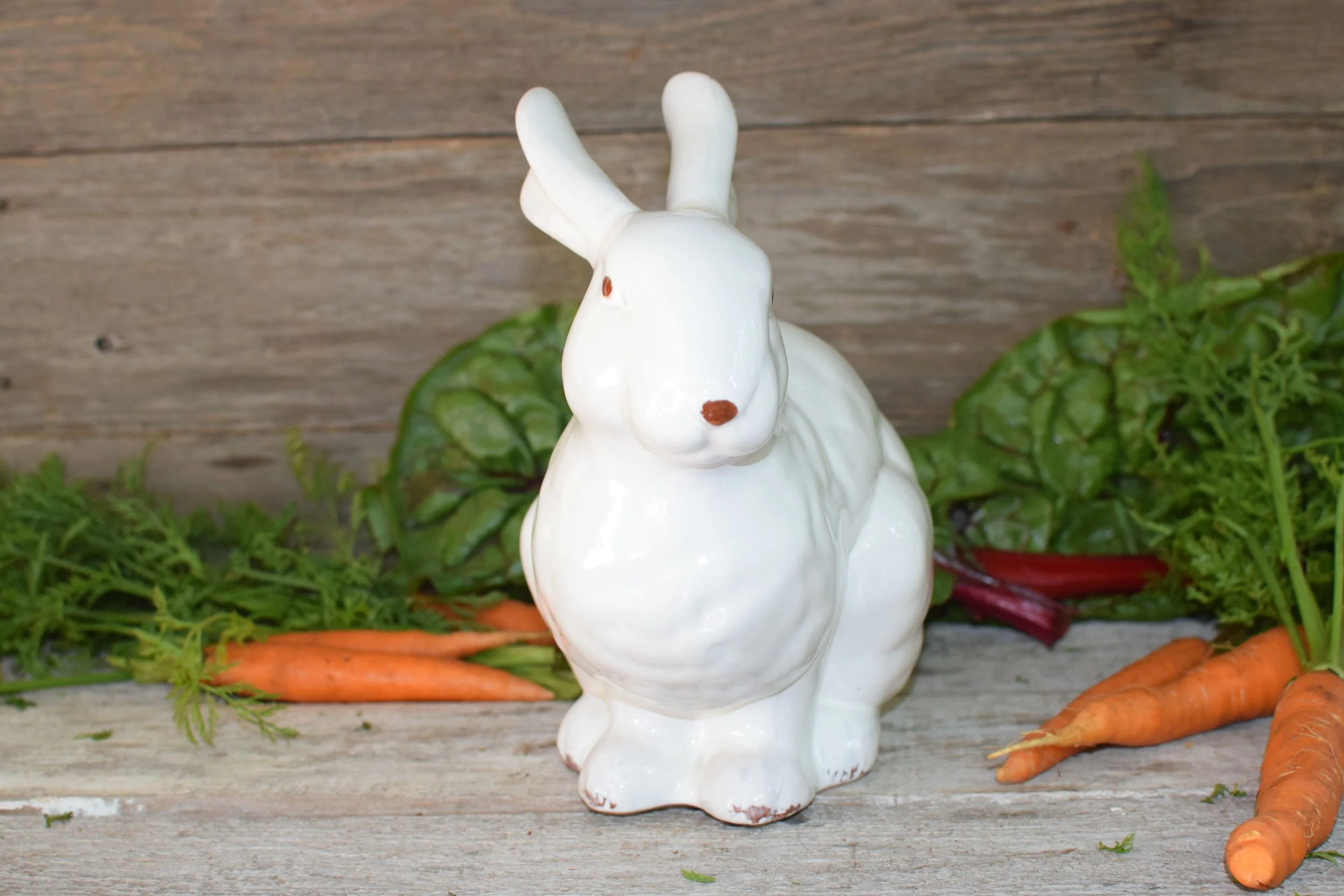 Lovely Earth Needs Faience Rabbit