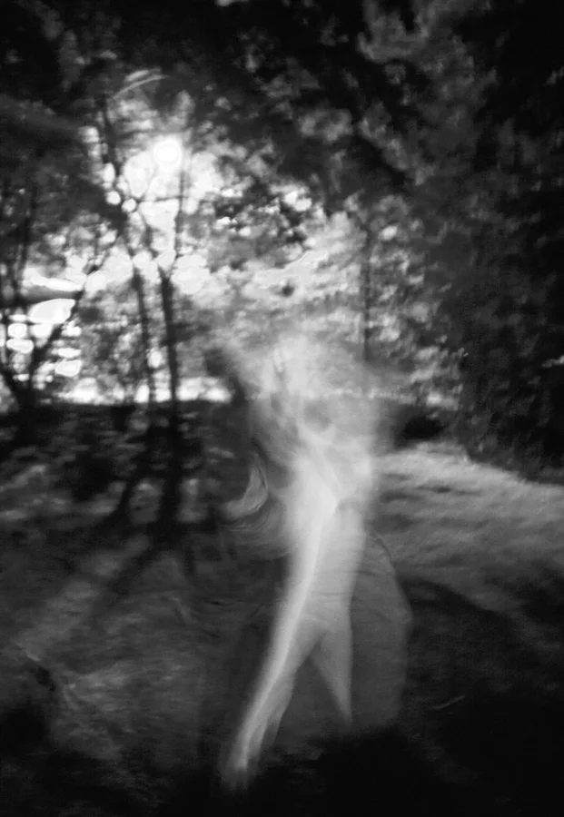 100913_dancing3_v6.jpg