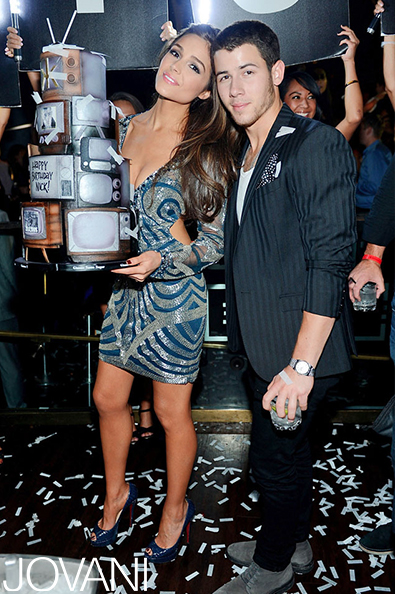 JOVANI_MISSUNIVERSE_OLIVIAPULCO_STYLE73060_NICKJONAS.jpg