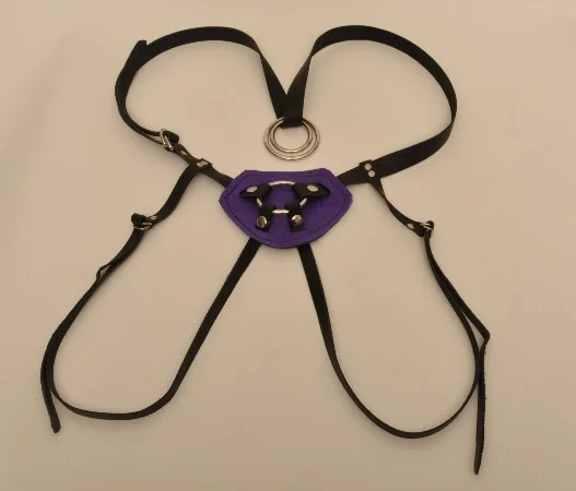 dildoharness.jpg