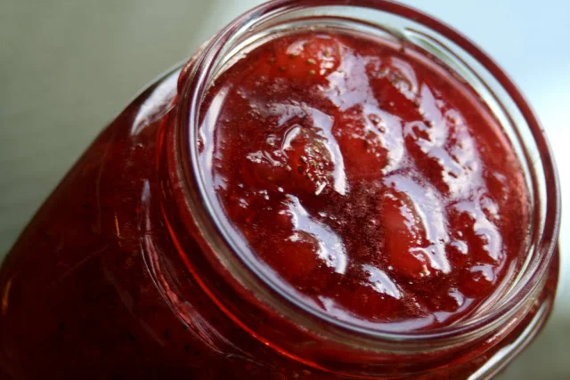 juicy strawberry jam