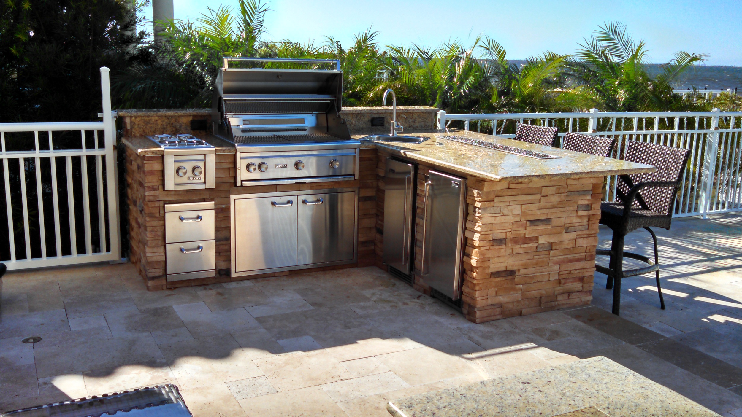 1. Fire Feature Bar