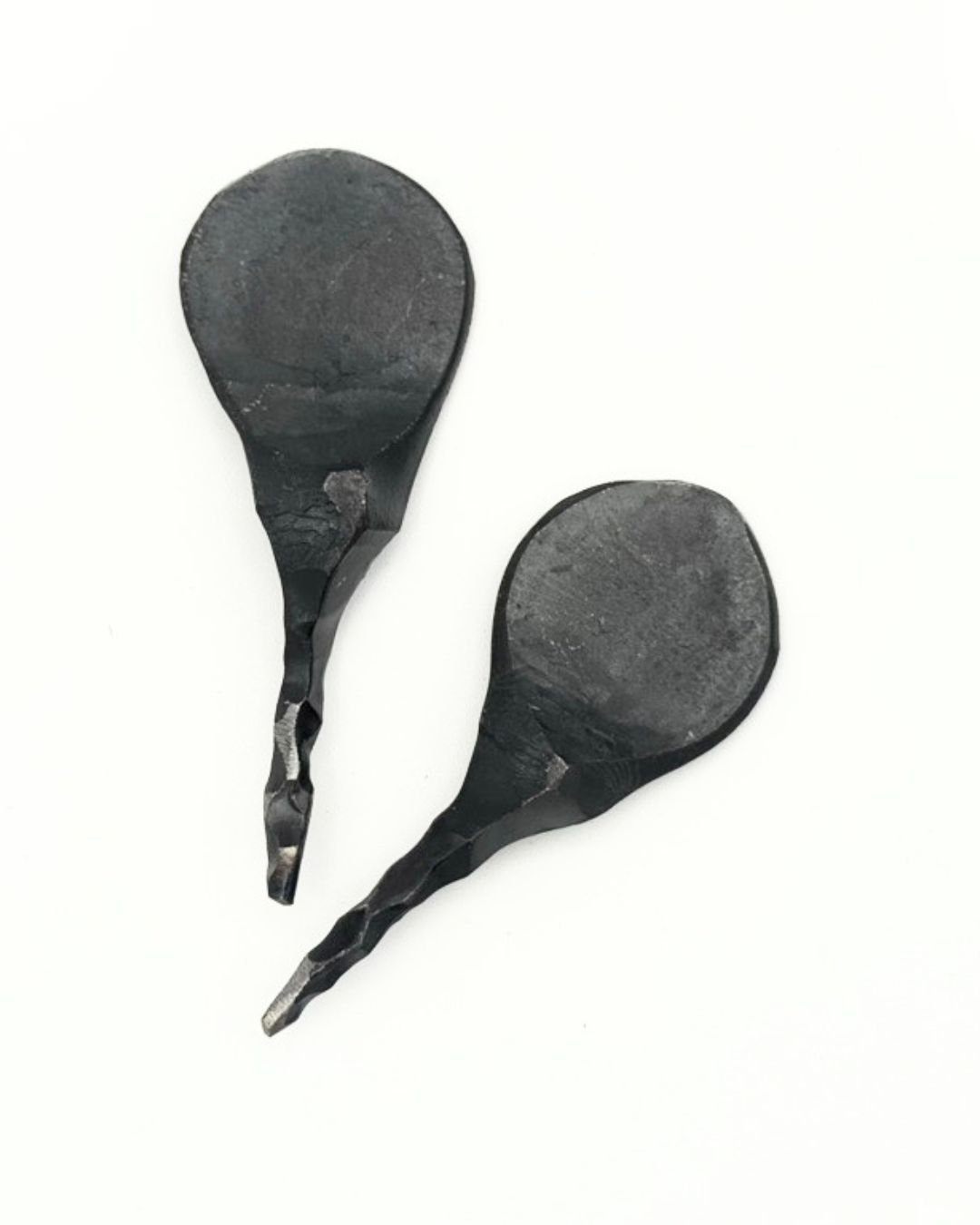 The Bruce Divot Tool