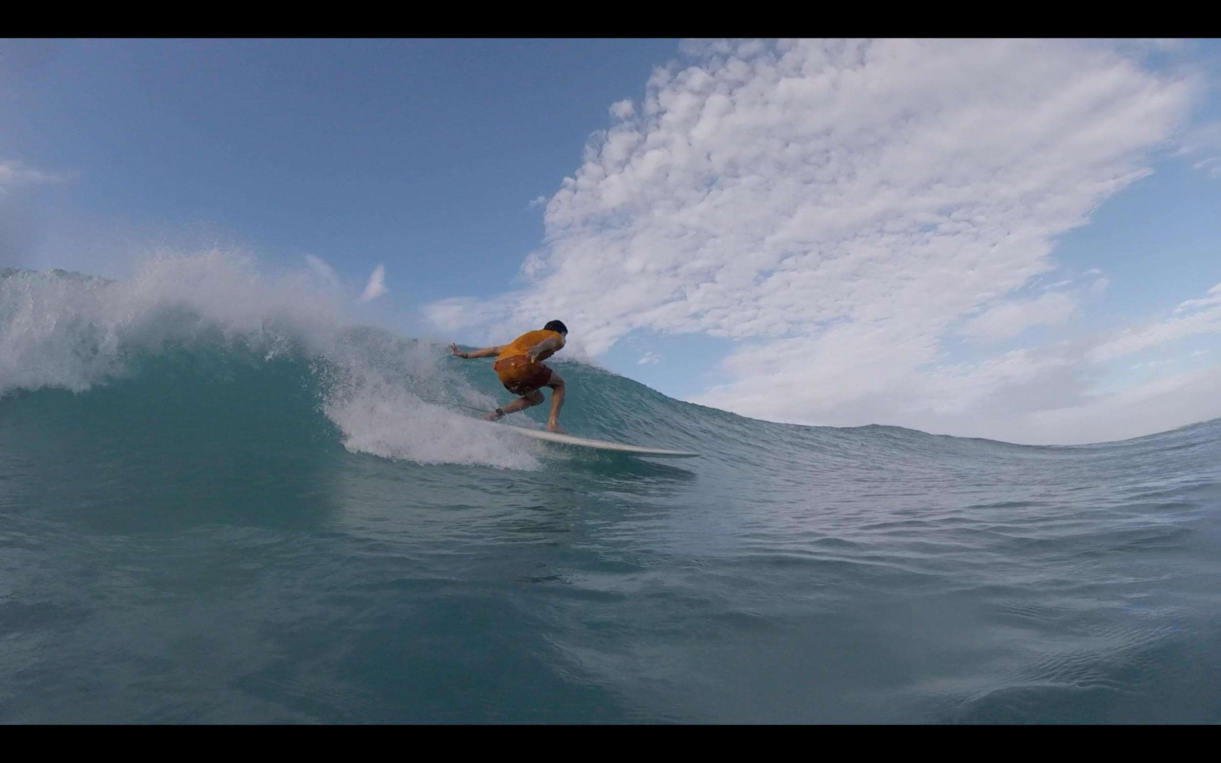 Screen grab of CSC instructor Juan Heredia showing proper form for bursting into the next section: hands down, keens bent, eyes down the line. Pic: Dion Mattison 