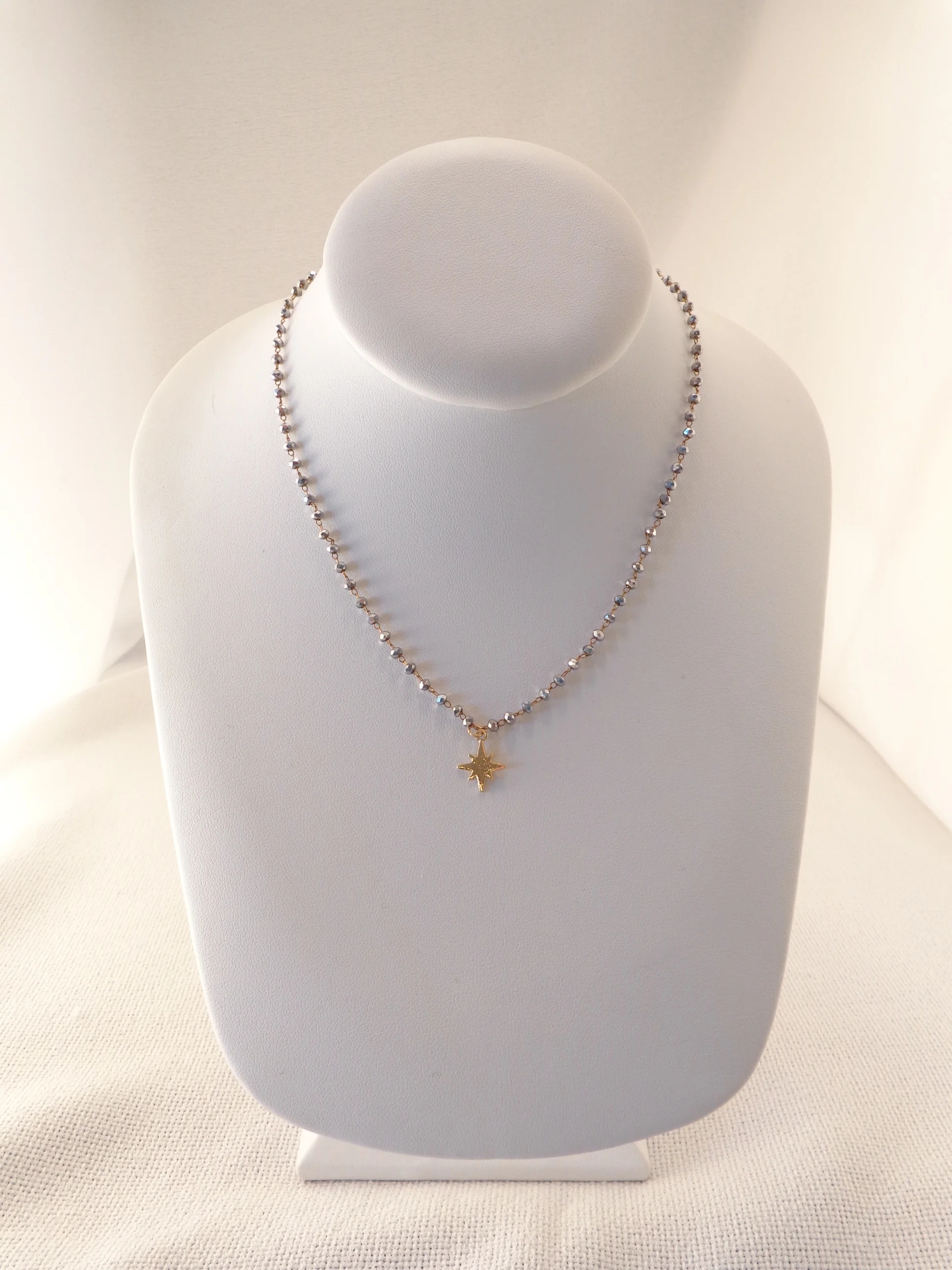 Star Necklace - Silvery Gray
