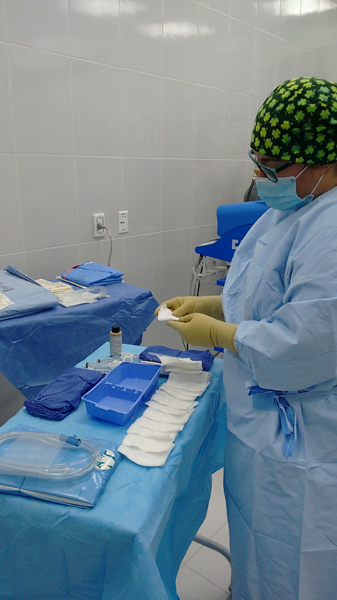  preparing surgical supplies before the next operation 